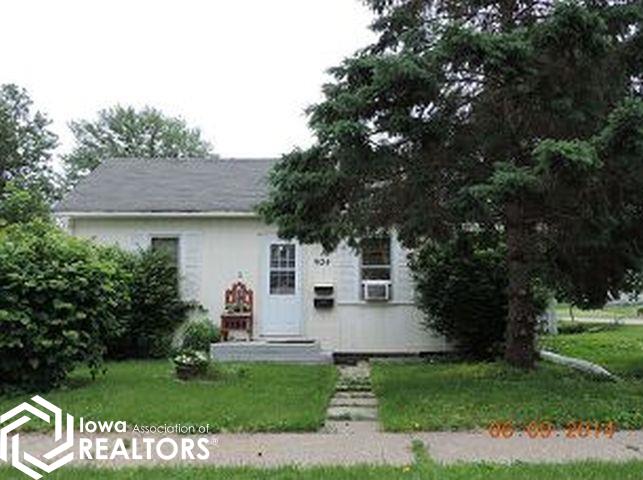 924 S 10 Avenue, Marshalltown, Iowa image 1
