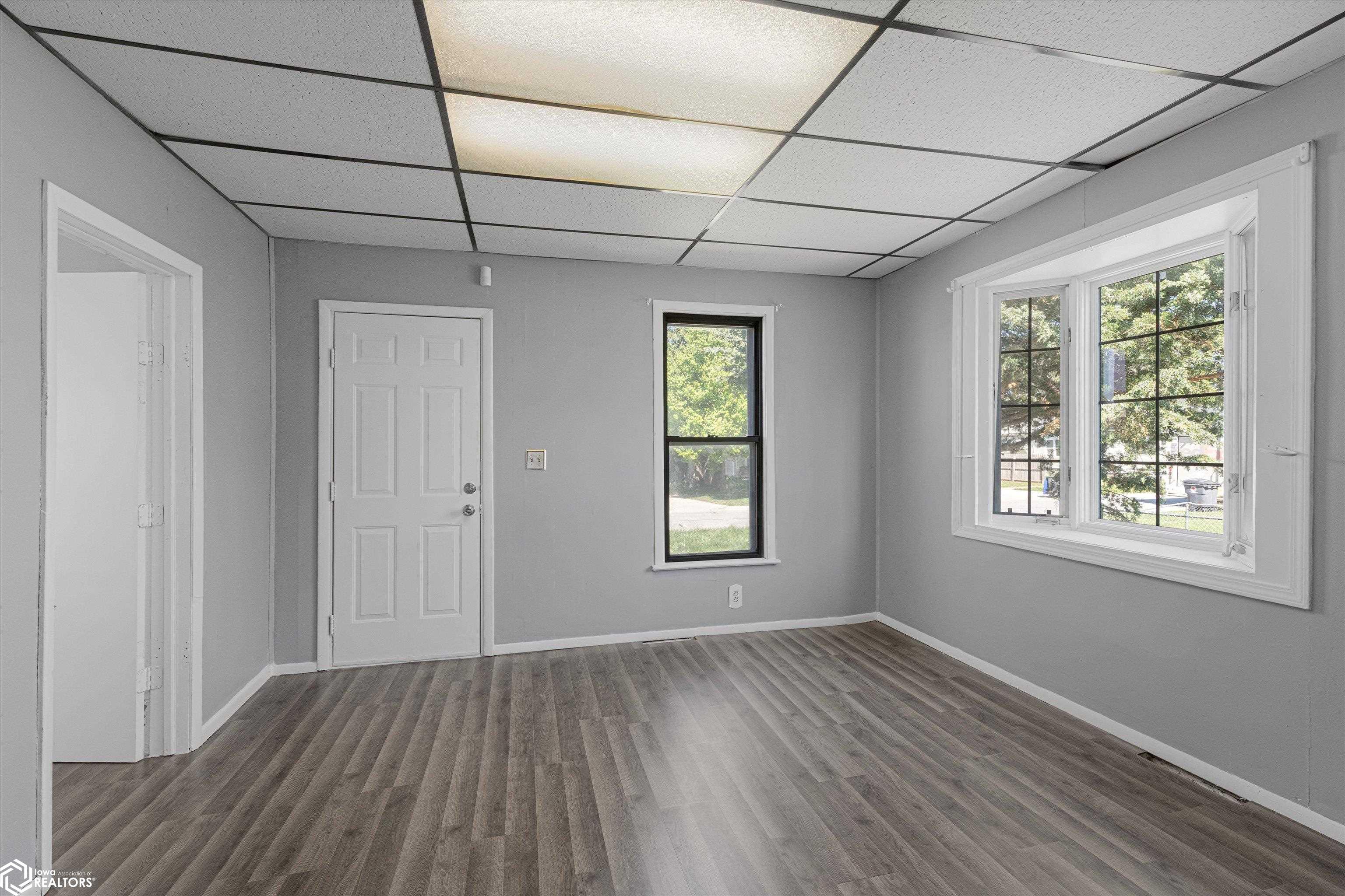 2329 S 8th Street, Council Bluffs, Iowa image 3