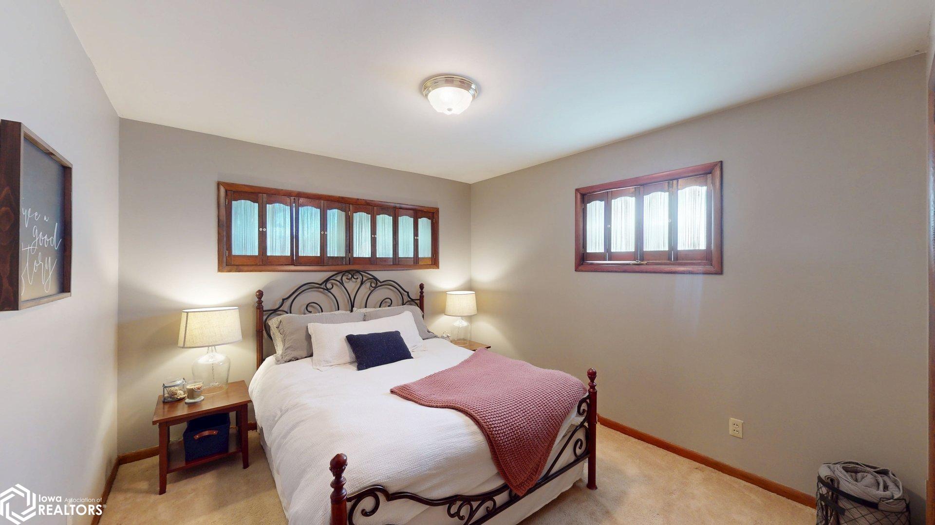 920 14th St, Mason City, Iowa image 12
