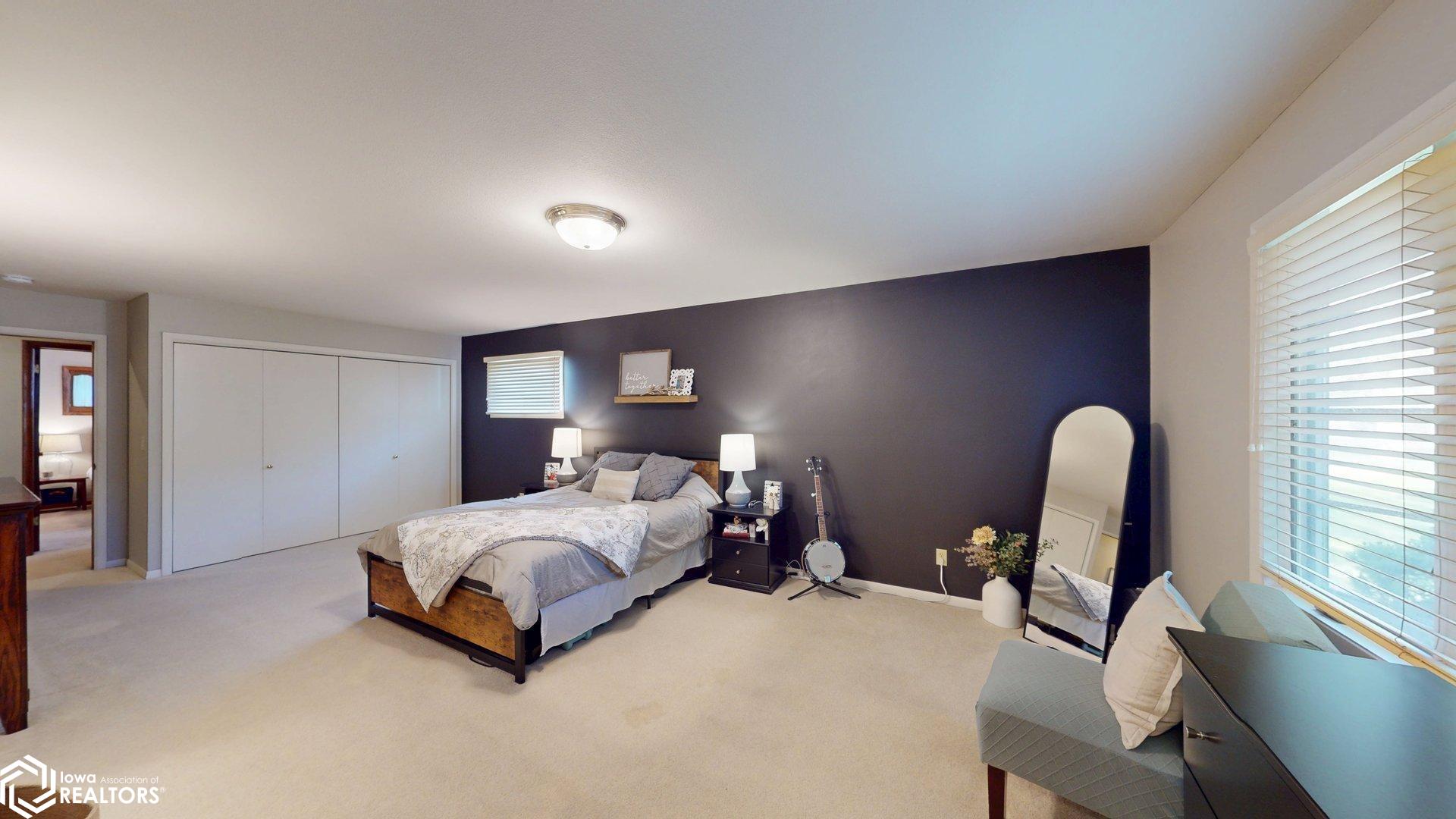 920 14th St, Mason City, Iowa image 14