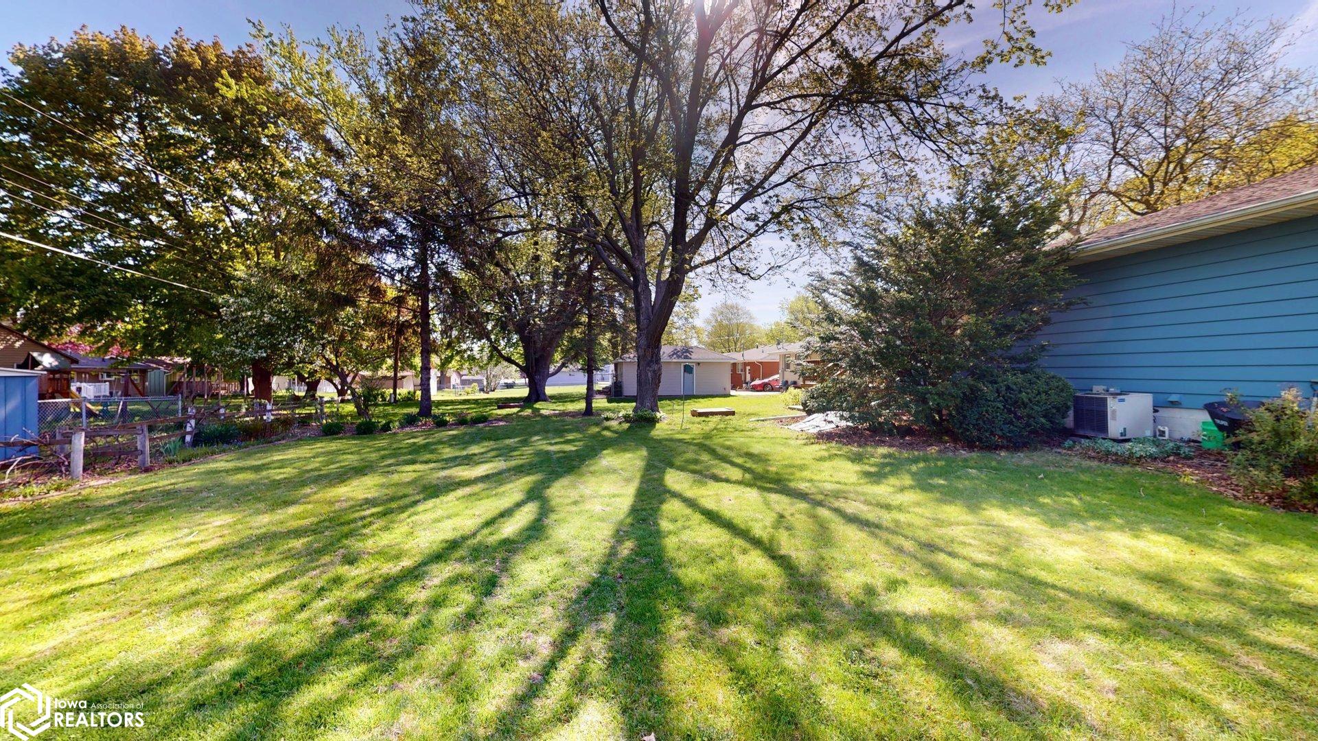 920 14th St, Mason City, Iowa image 22