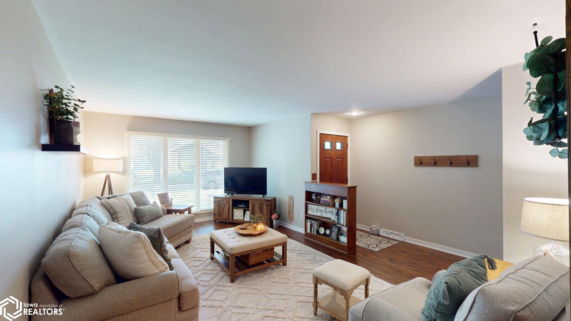 920 14th St, Mason City, Iowa image 4