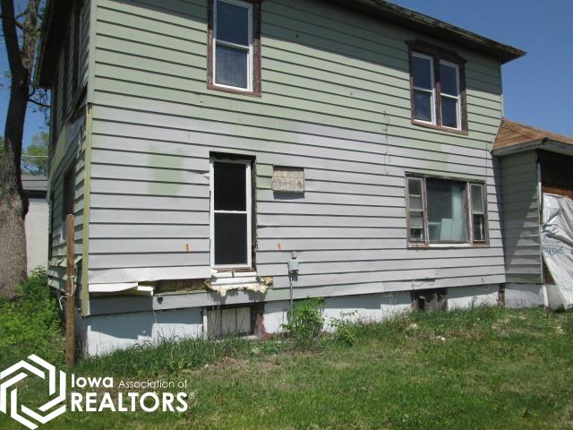 302 S Grand, Chariton, Iowa image 2