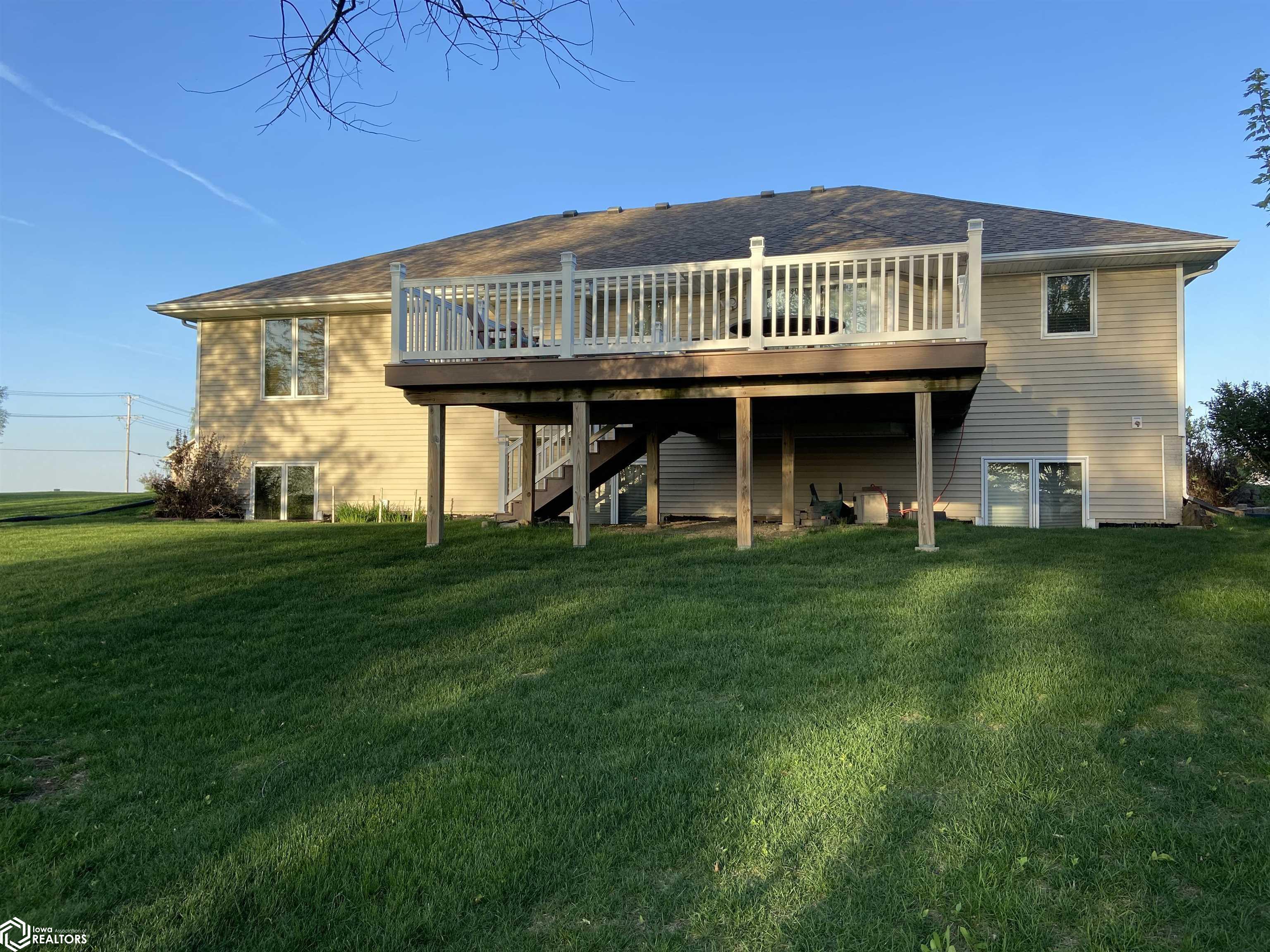 5 S 29th Street, Marshalltown, Iowa image 2