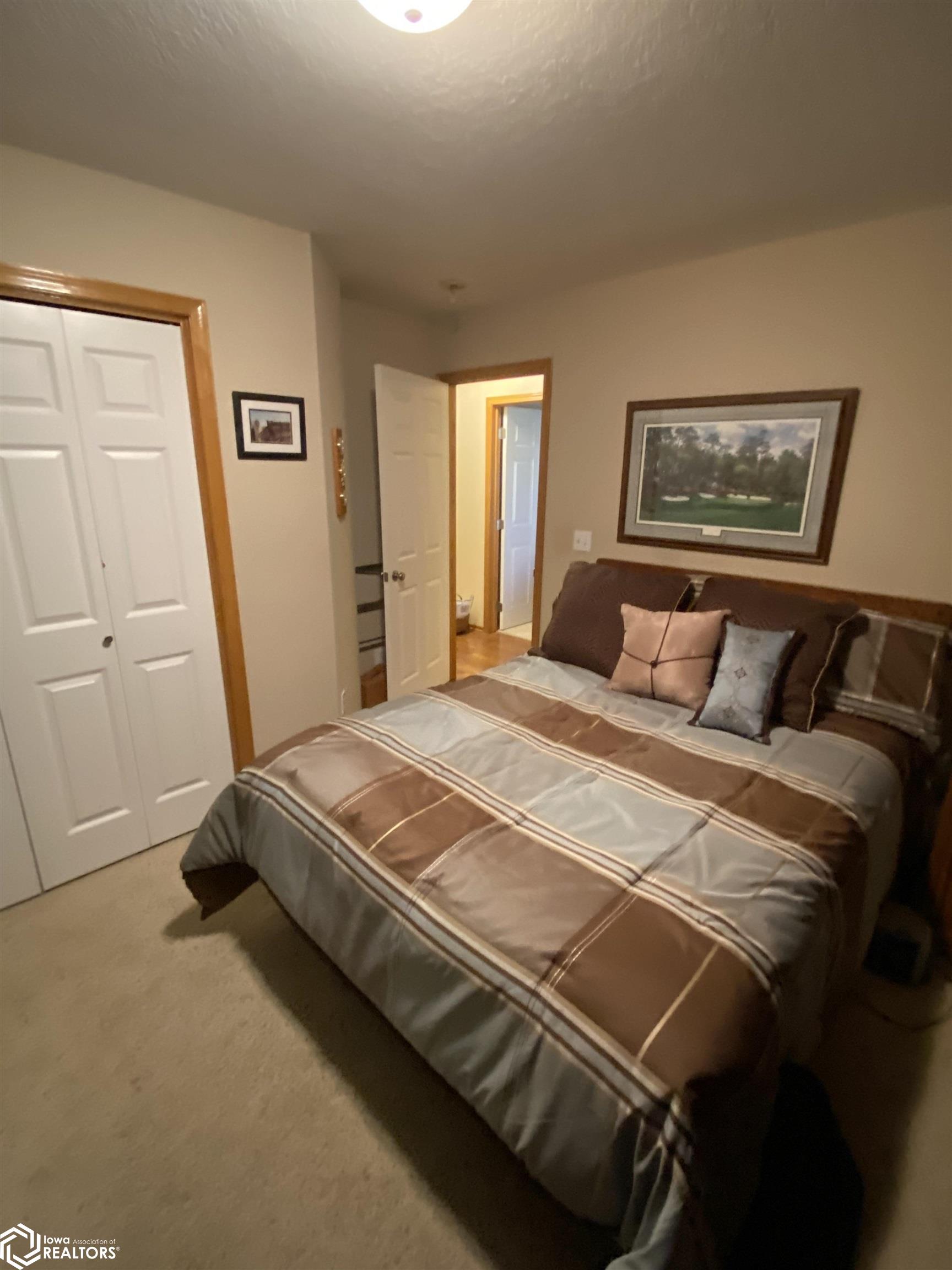 5 S 29th Street, Marshalltown, Iowa image 17