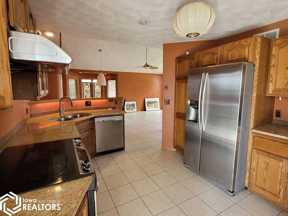 707 E Pleasant Valley Street, Sigourney, Iowa image 15