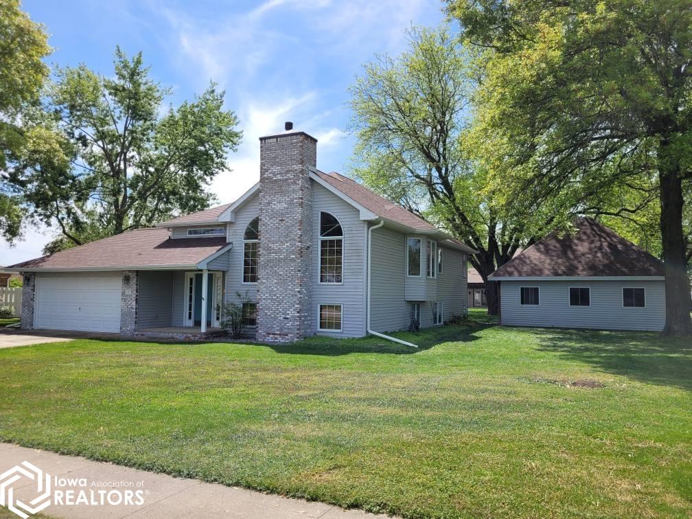 707 E Pleasant Valley Street, Sigourney, Iowa image 3