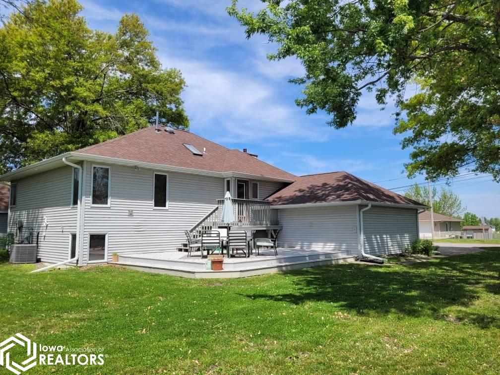 707 E Pleasant Valley Street, Sigourney, Iowa image 45