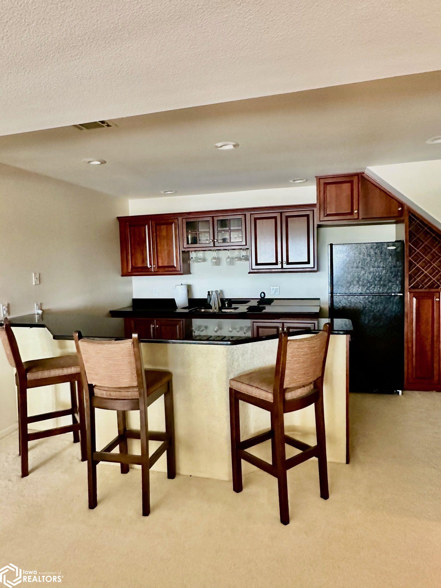 6124 Nikonha Place, Burlington, Iowa image 18