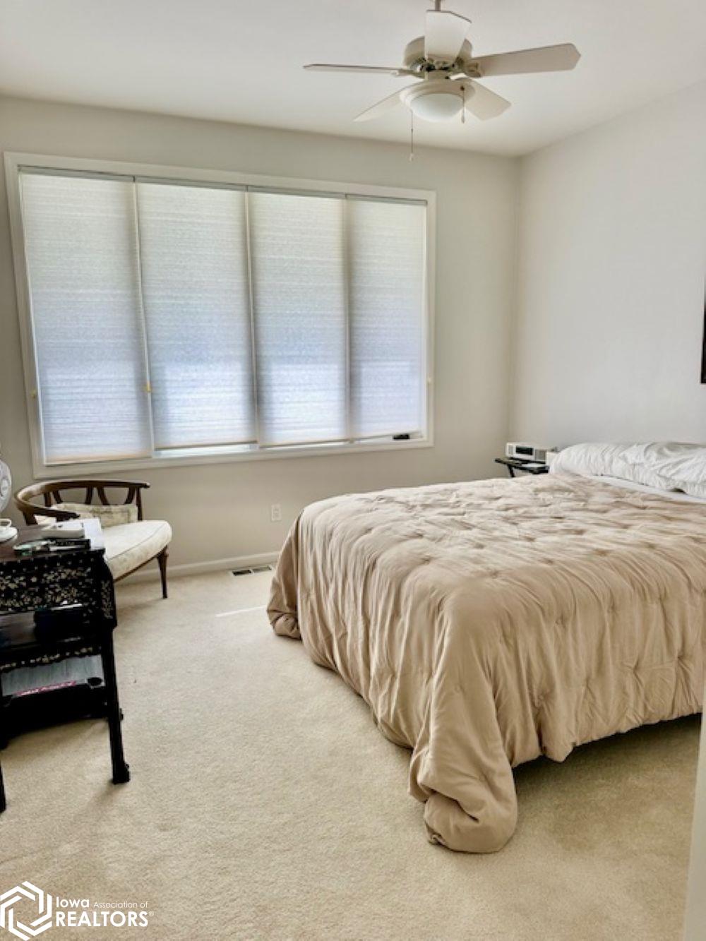 6124 Nikonha Place, Burlington, Iowa image 23