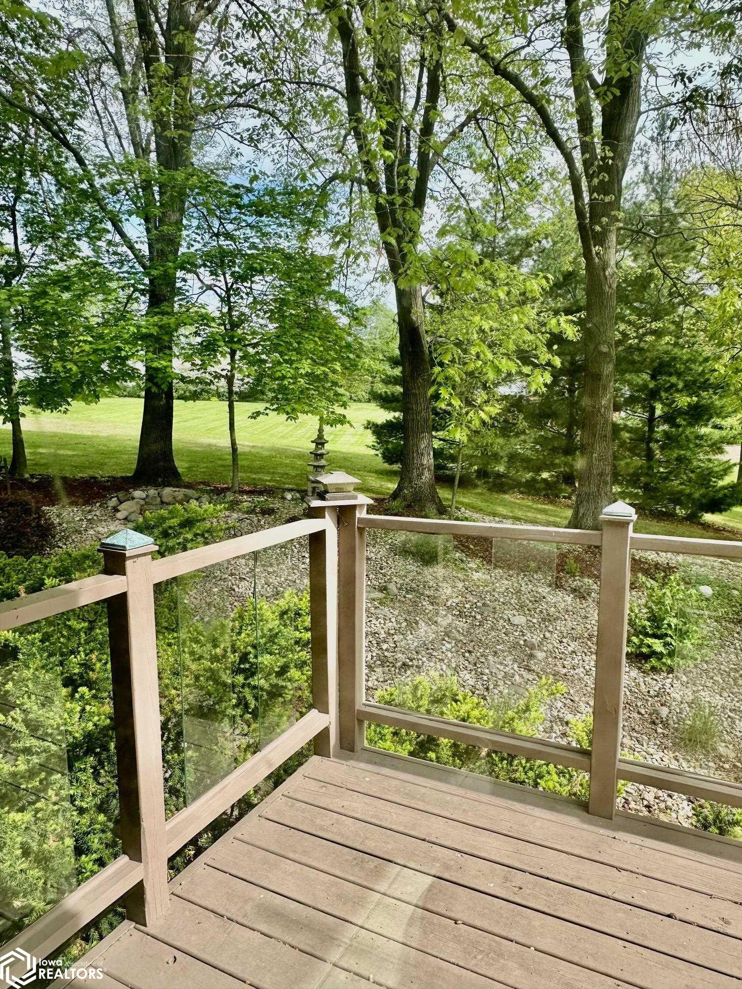 6124 Nikonha Place, Burlington, Iowa image 36