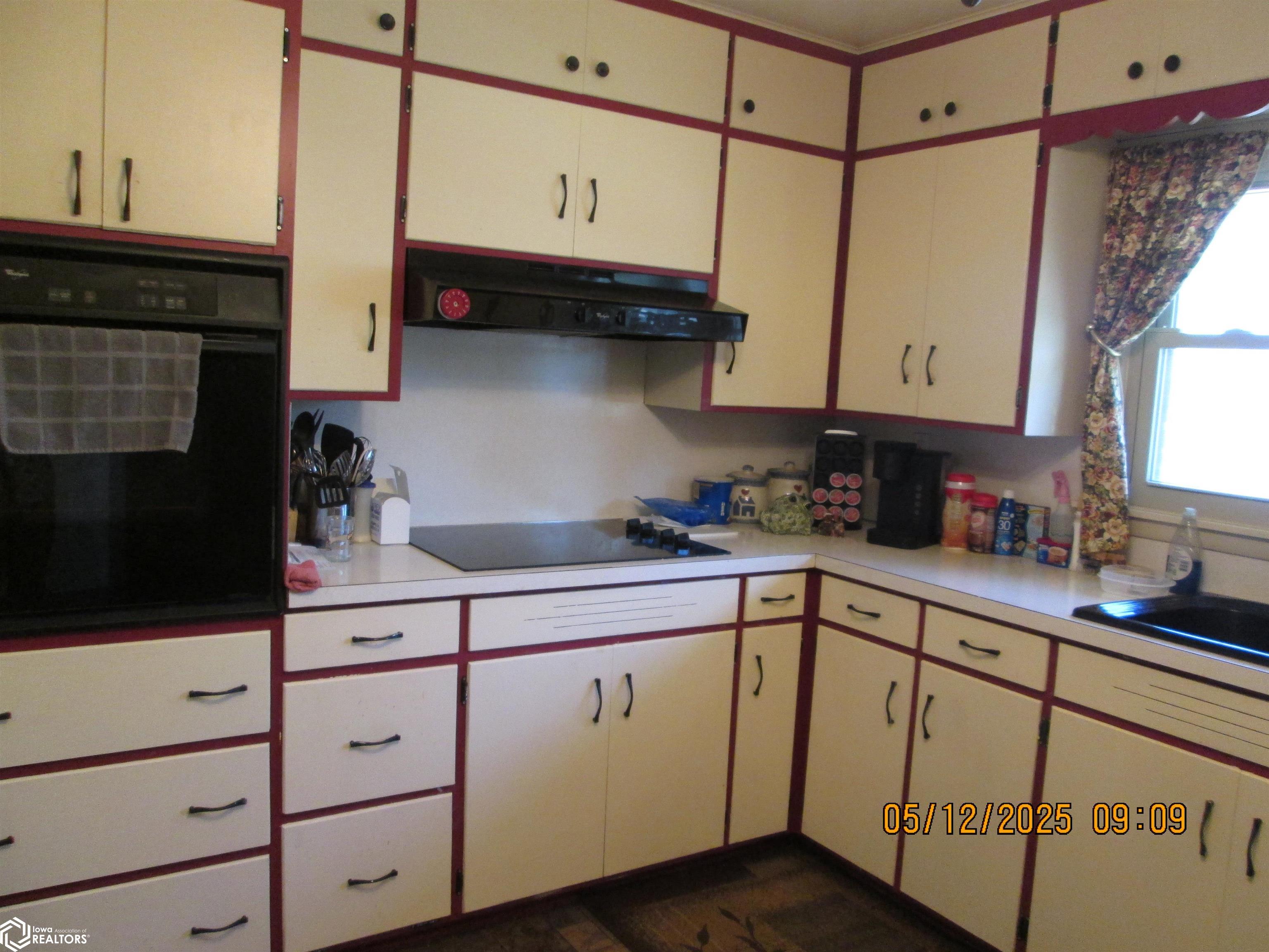 207 E 4th Street, Atlantic, Iowa image 3