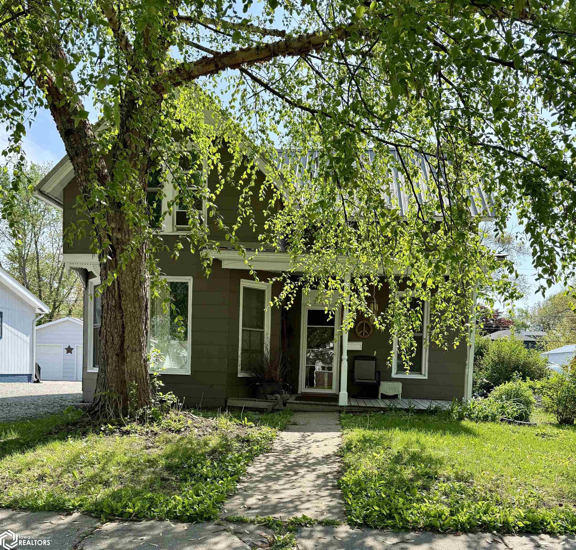 420 N D Street, Oskaloosa, Iowa image 1