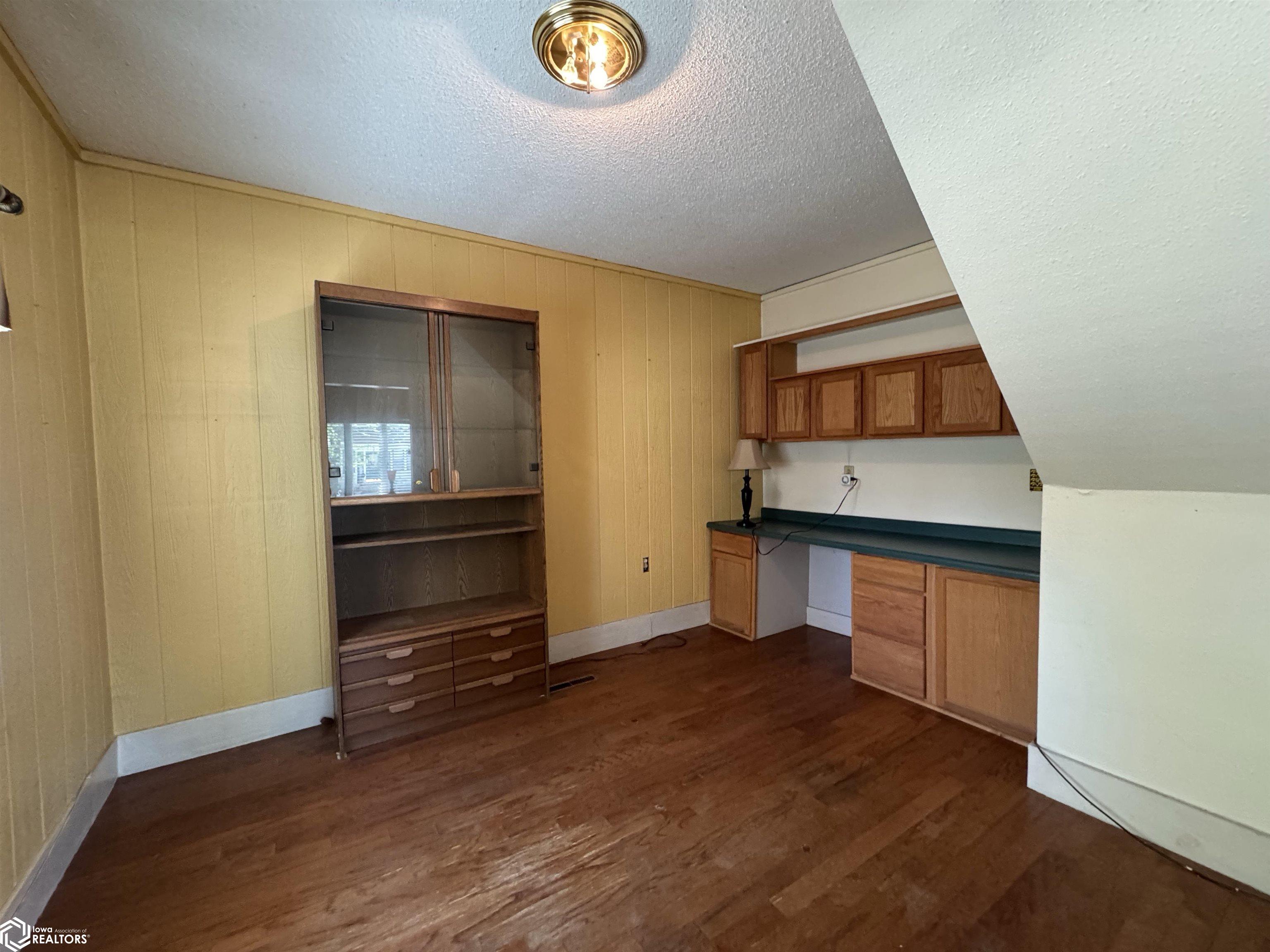 113 S 9th Street, Clear Lake, Iowa image 10