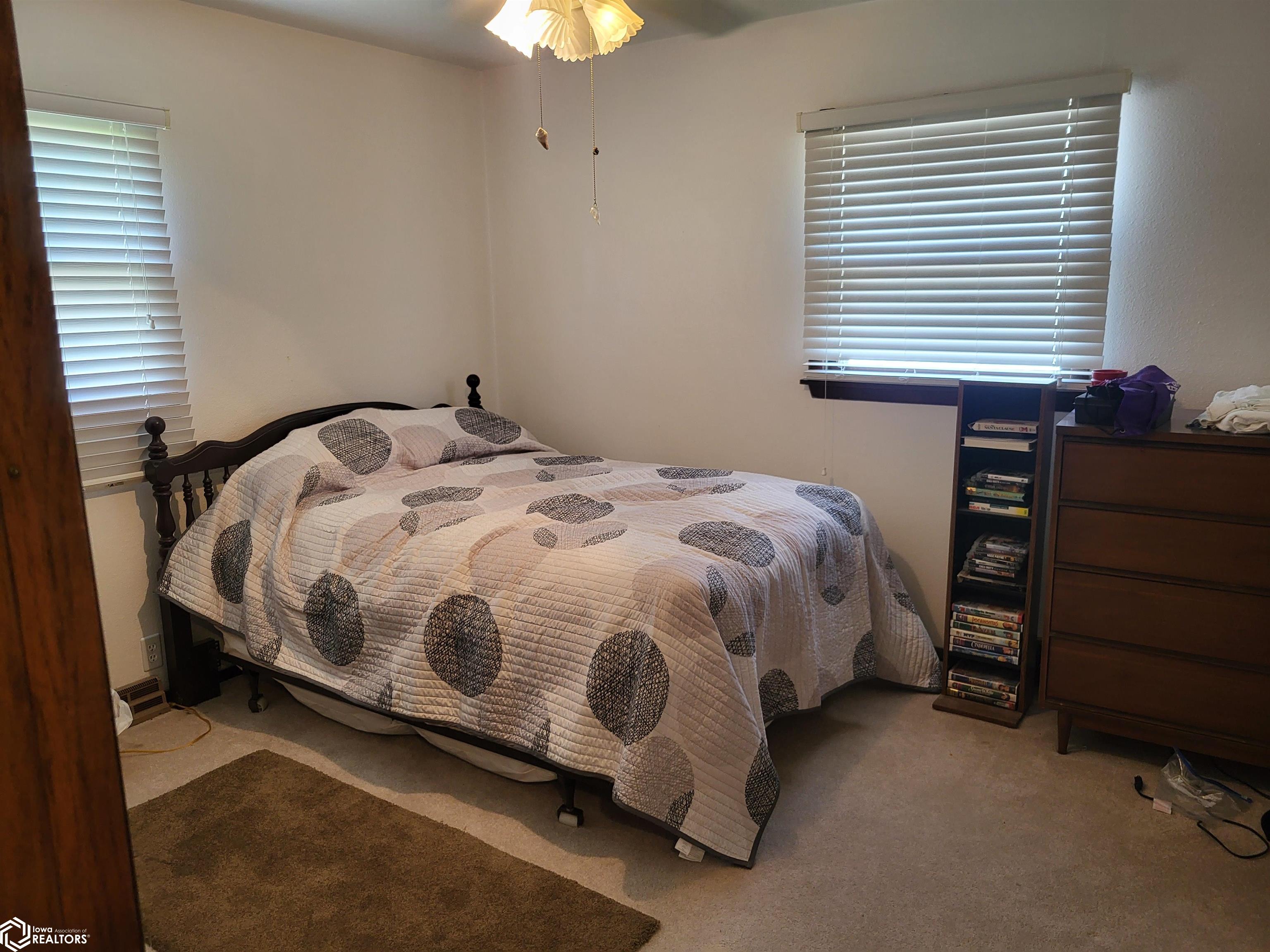 2502 Reyclif Drive, Marshalltown, Iowa image 9
