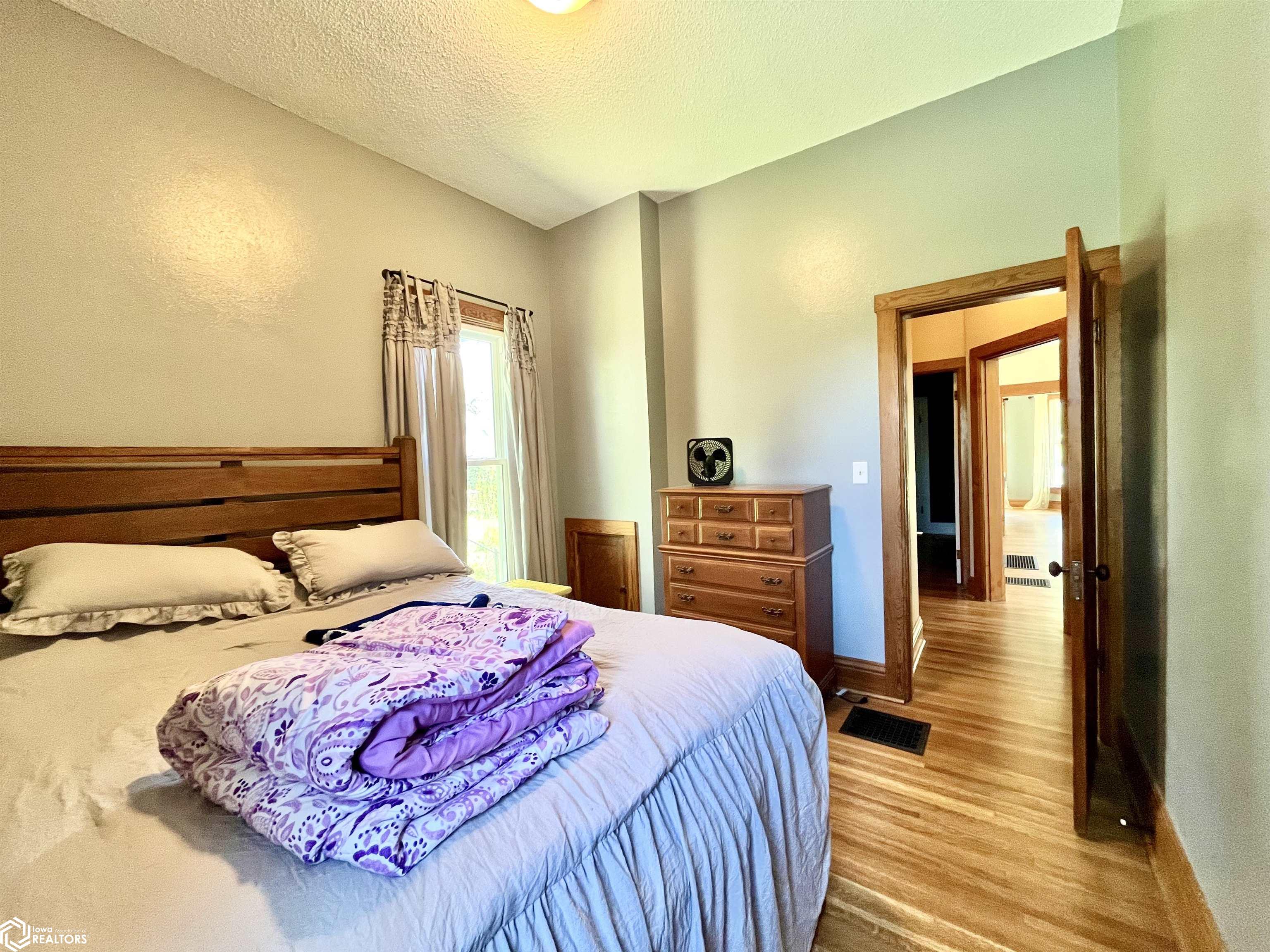 1315 Locust Street, Atlantic, Iowa image 24