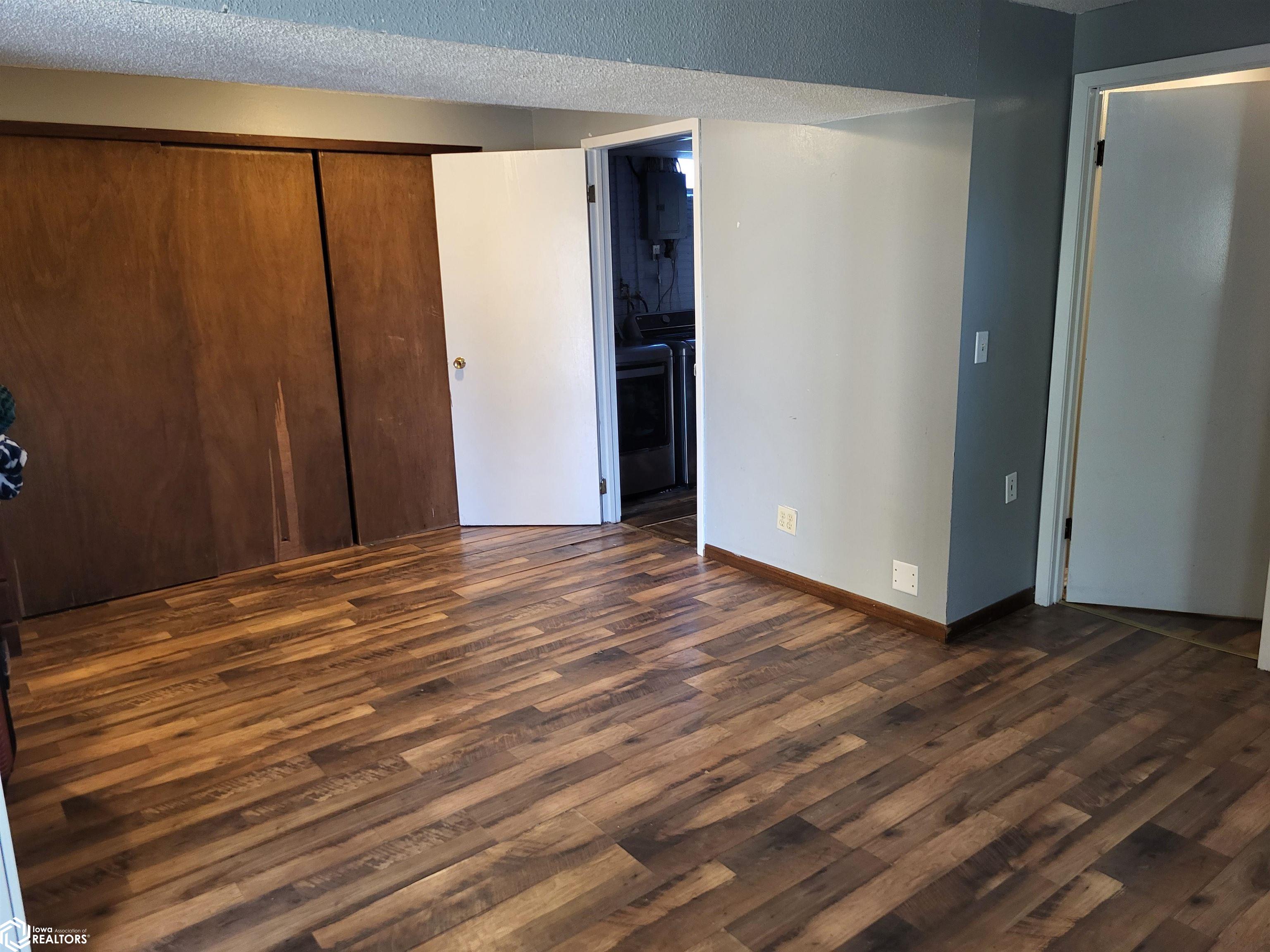 705 Newcastle Road, Marshalltown, Iowa image 36