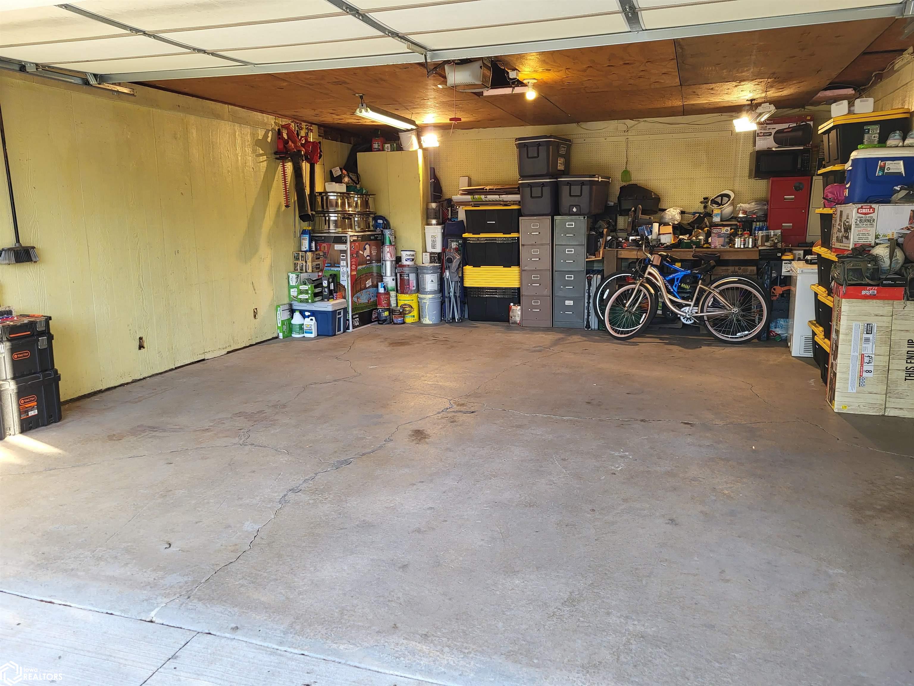 705 Newcastle Road, Marshalltown, Iowa image 37