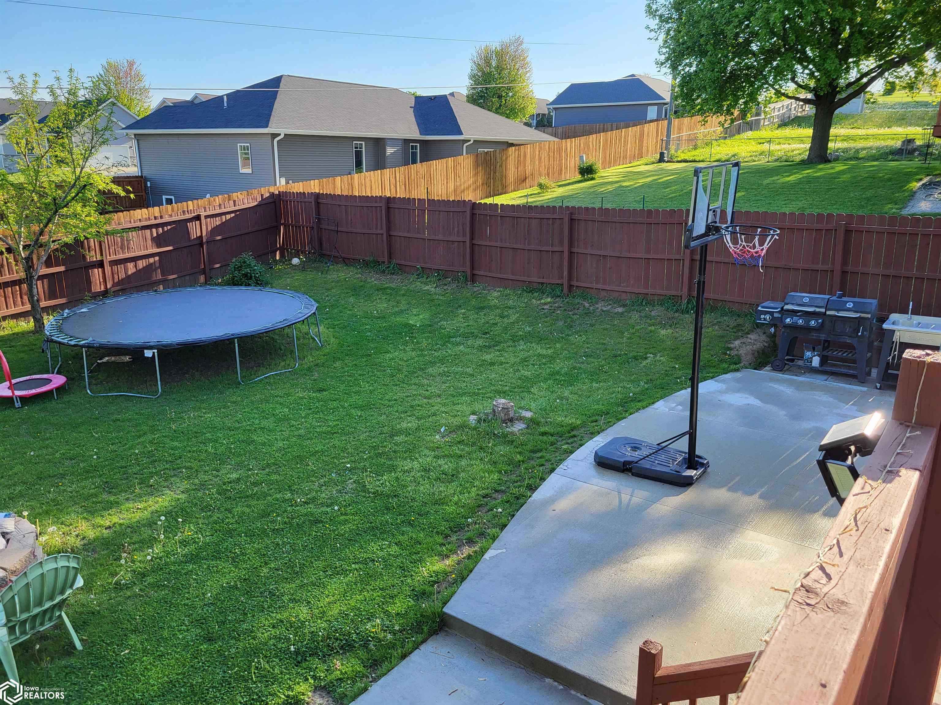 705 Newcastle Road, Marshalltown, Iowa image 6