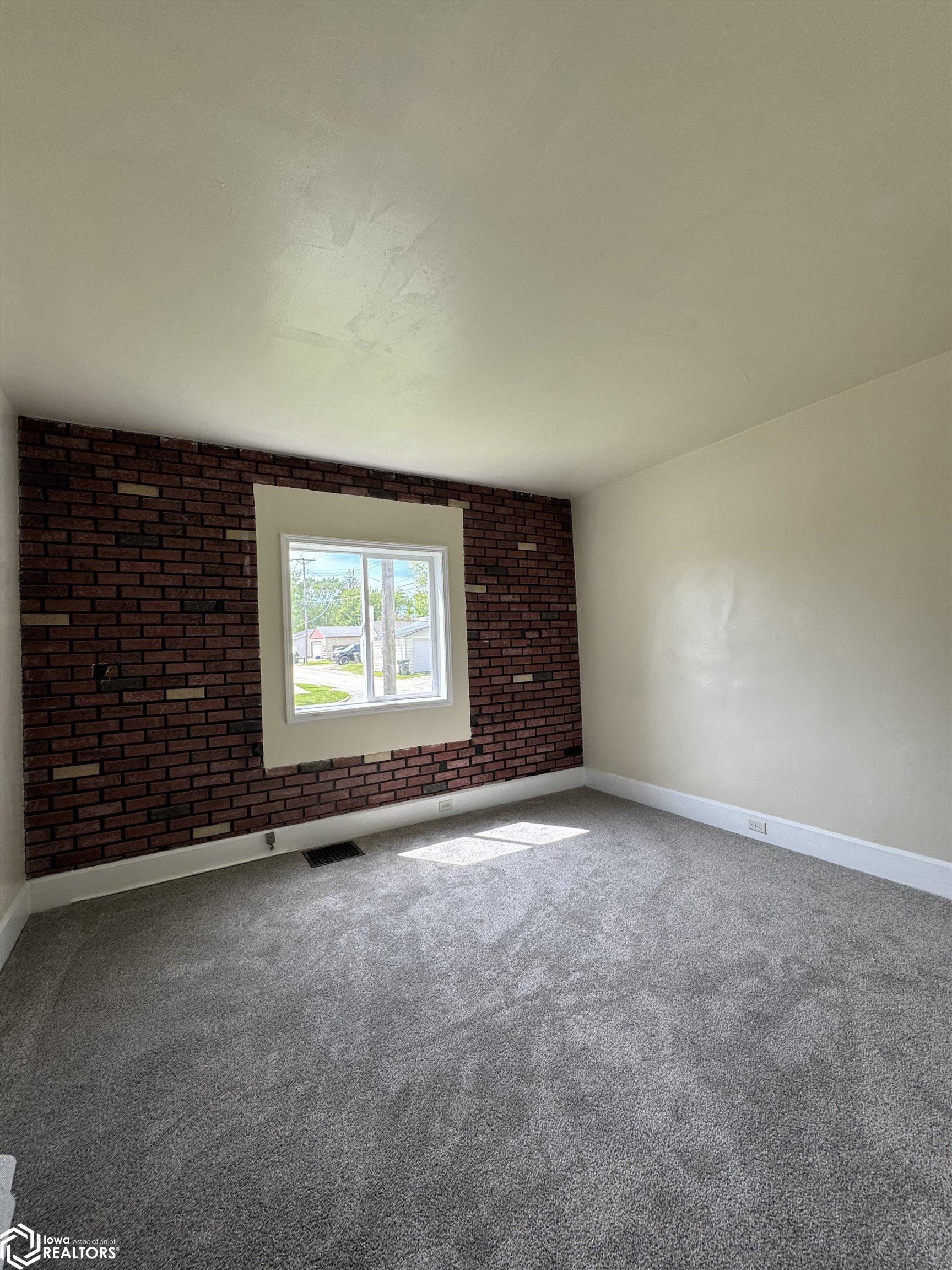 414 18th Street, Fort Madison, Iowa image 3