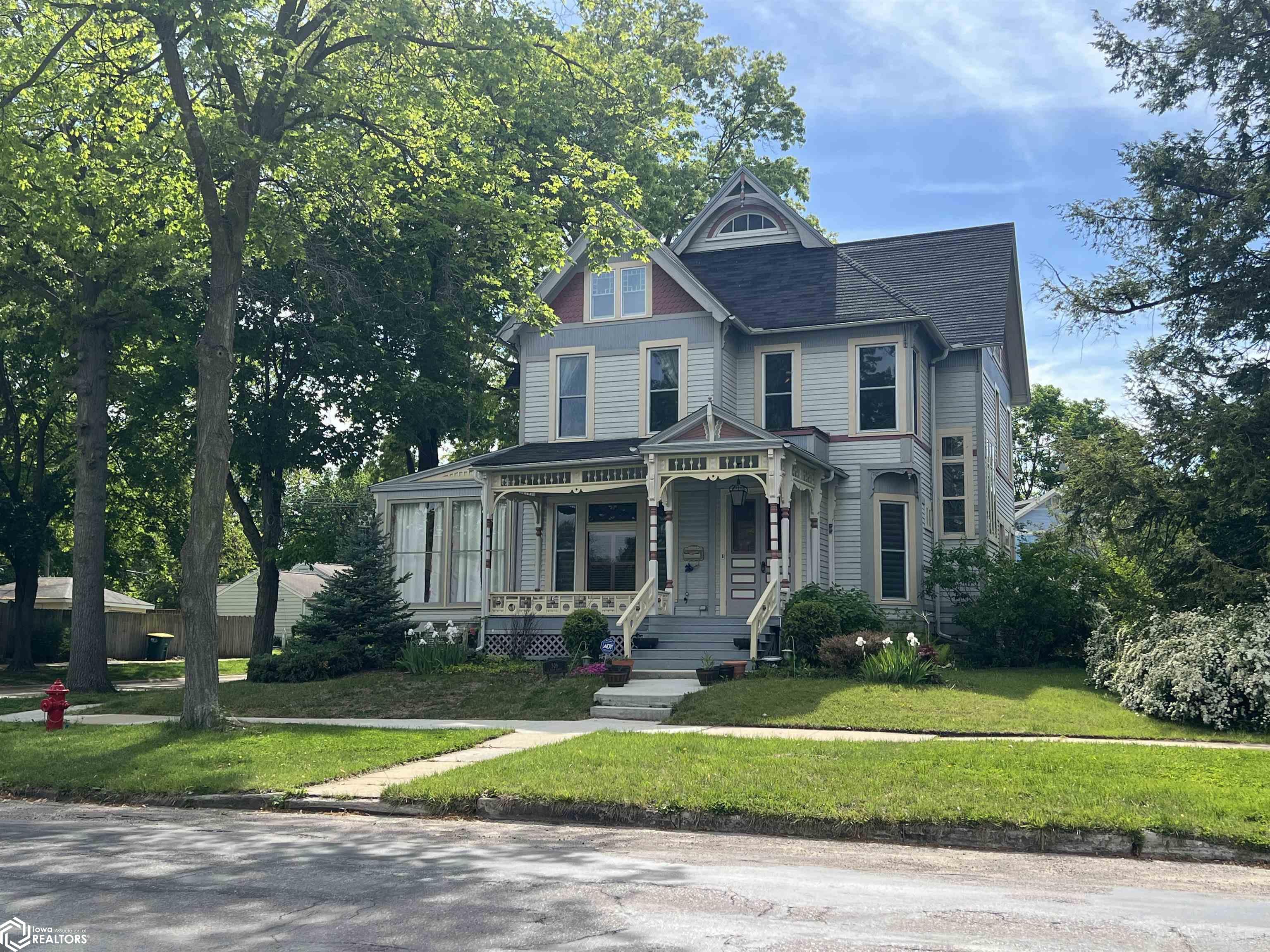 306 S Main Street, Fairfield, Iowa image 1