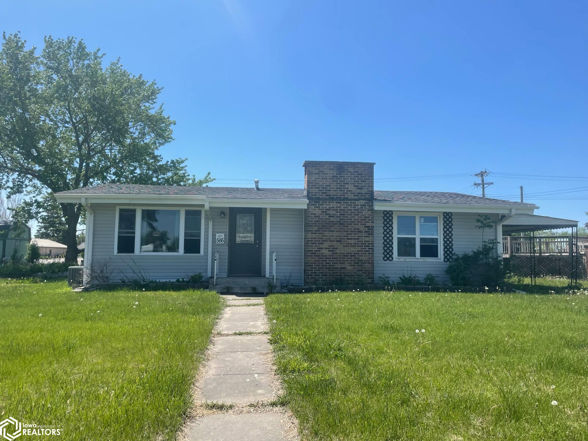 516 W Lee Street, Seymour, Iowa image 1