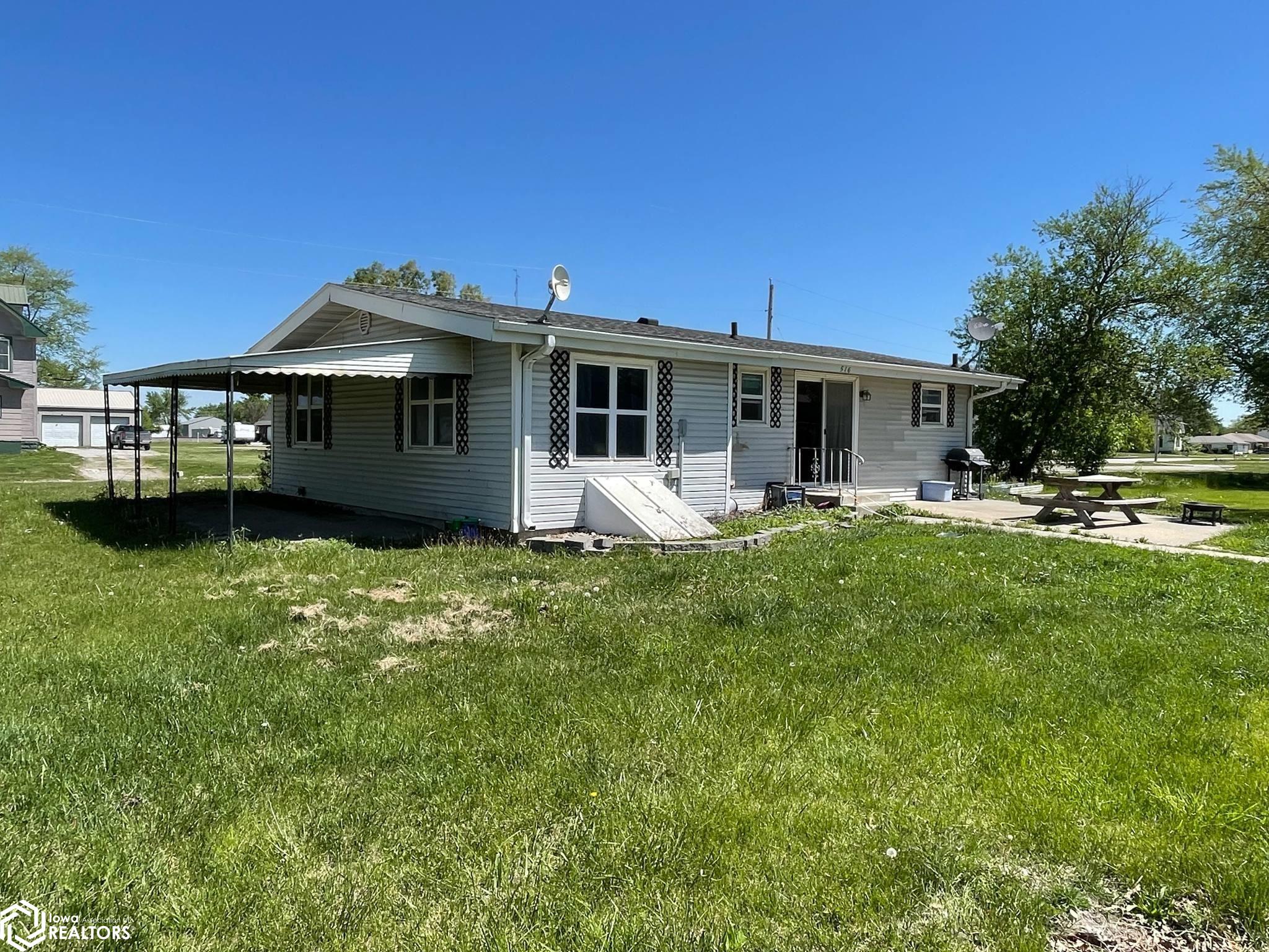 516 W Lee Street, Seymour, Iowa image 28