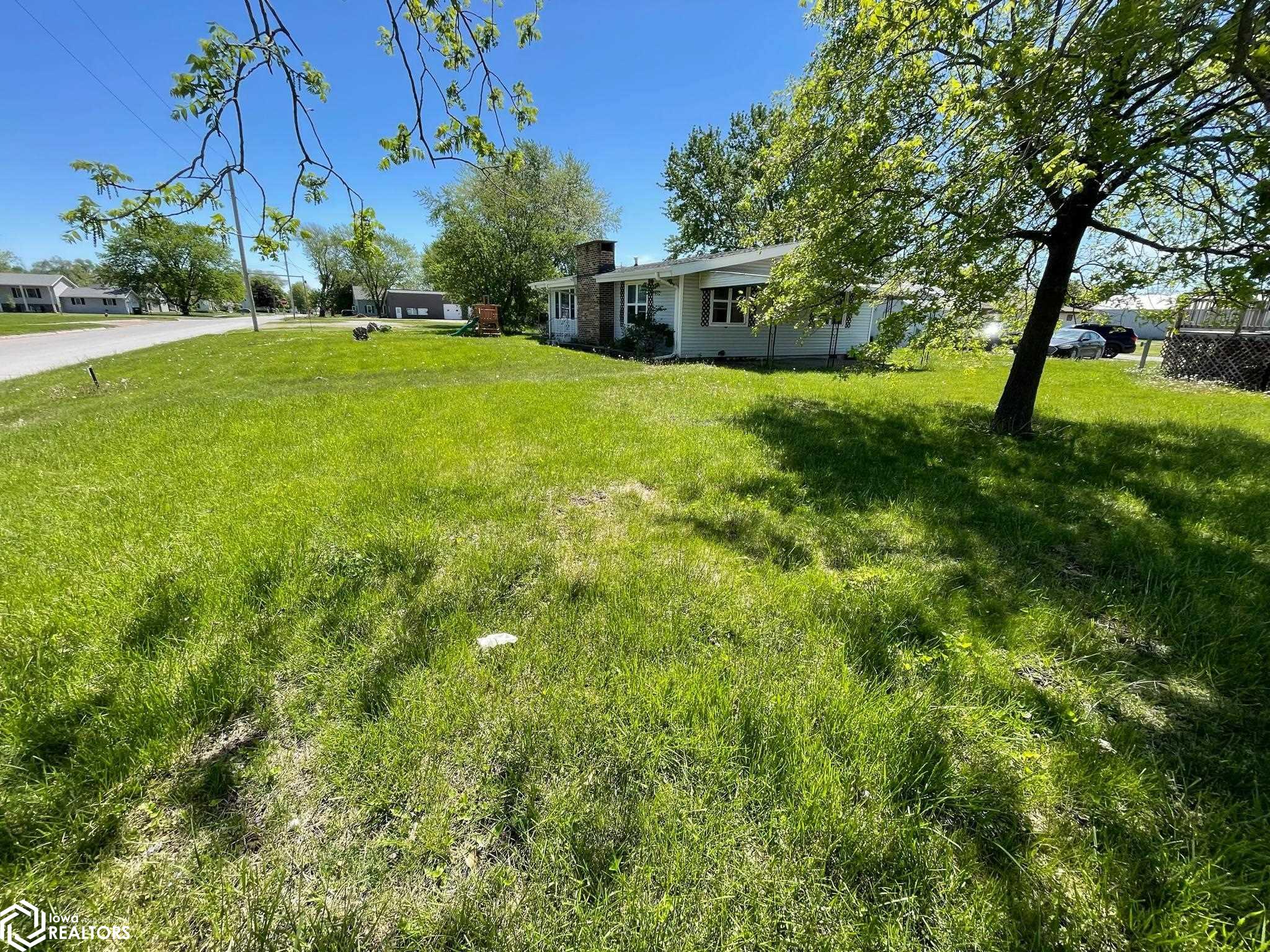 516 W Lee Street, Seymour, Iowa image 33