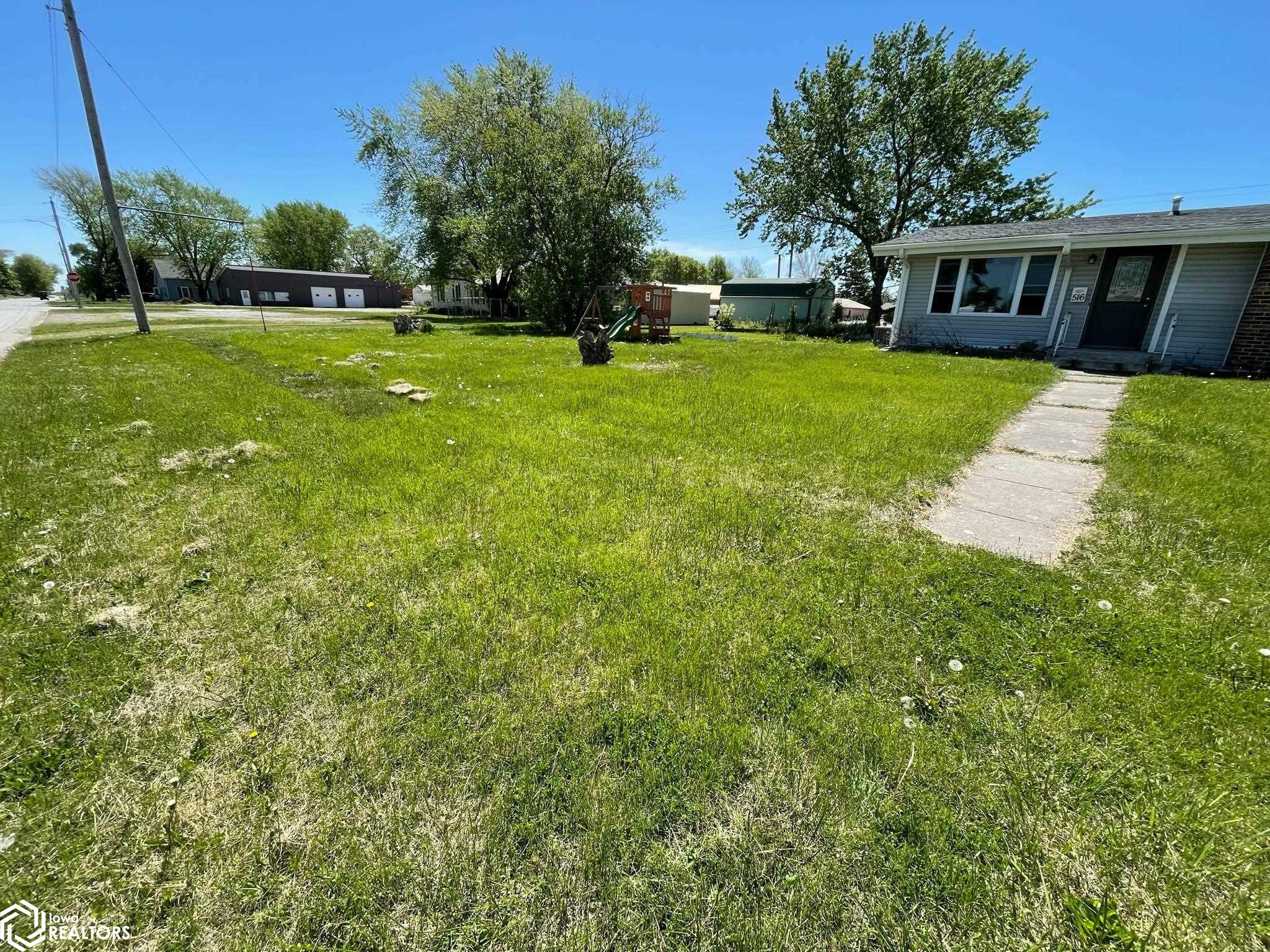 516 W Lee Street, Seymour, Iowa image 34