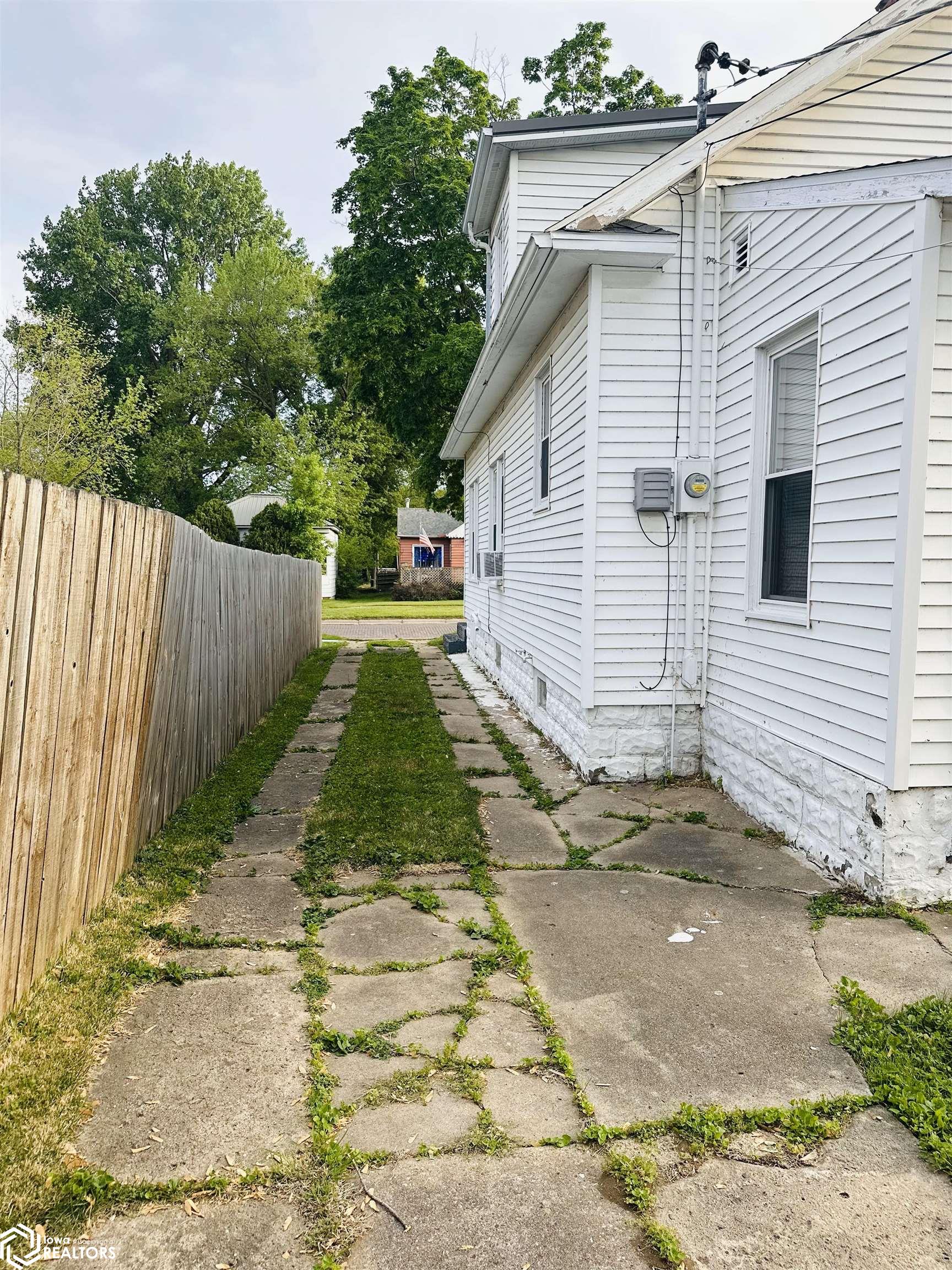 2635 Avenue H, Fort Madison, Iowa image 22