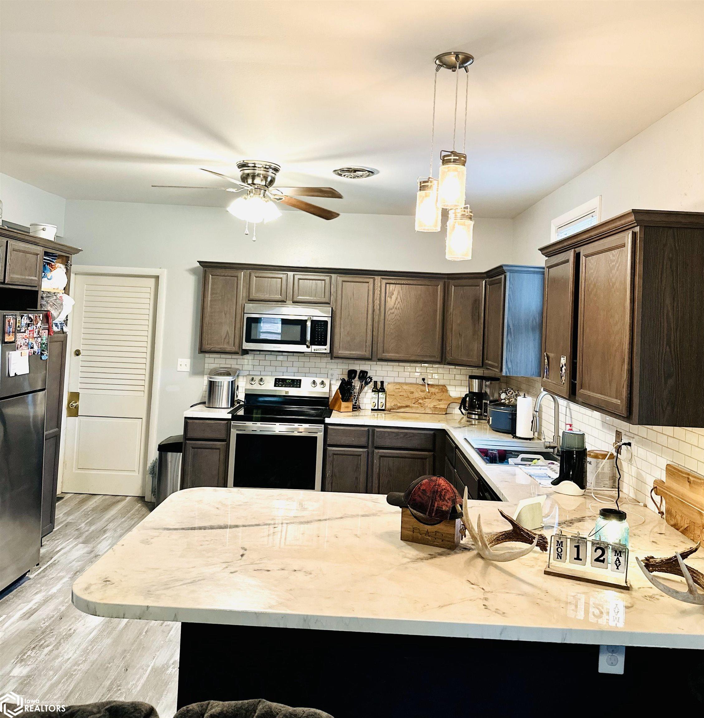 2635 Avenue H, Fort Madison, Iowa image 4