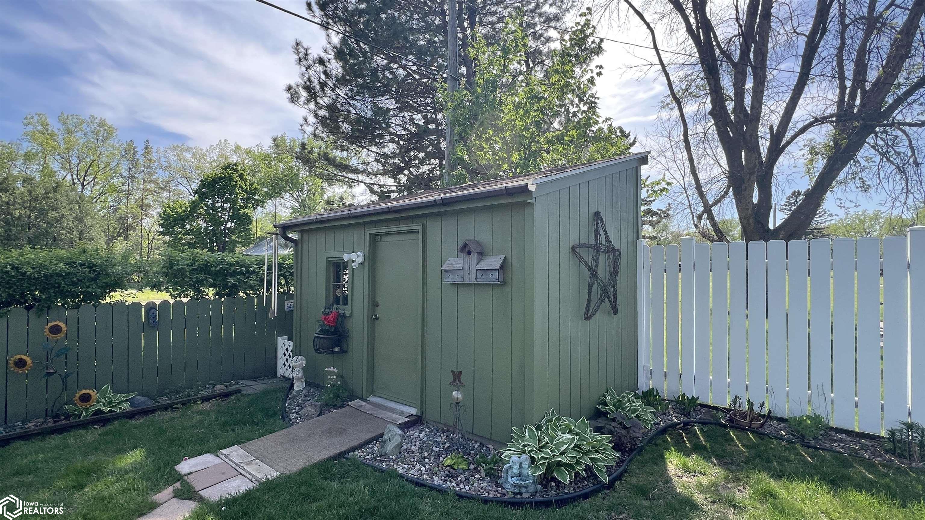 1715 Hillcrest Drive, Mason City, Iowa image 35