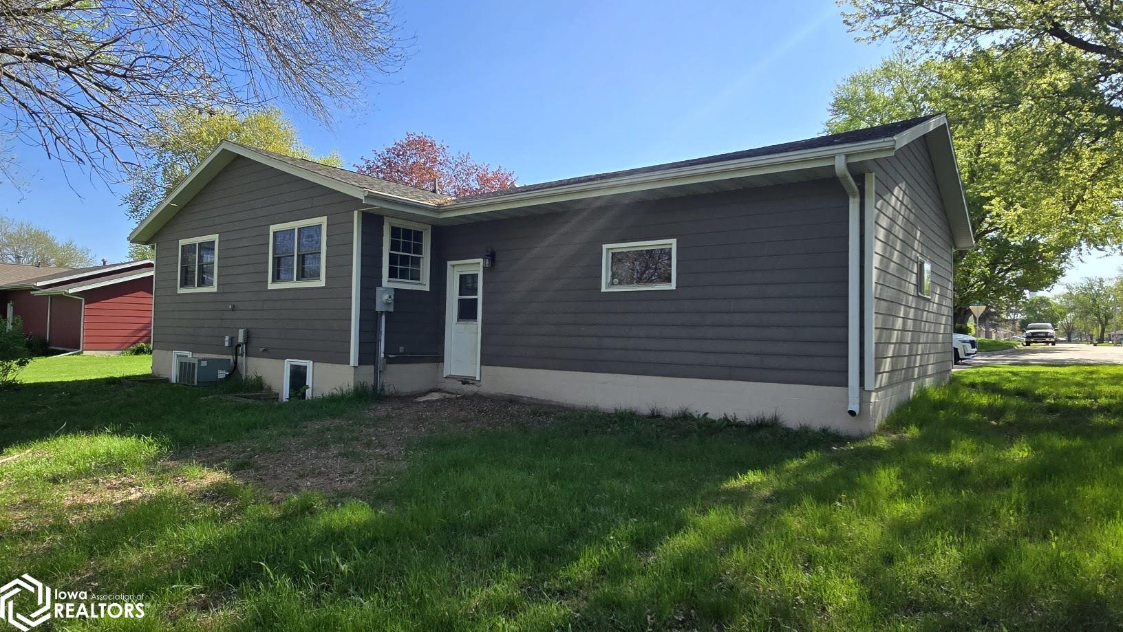 710 S Mill Street, Lake Mills, Iowa image 17
