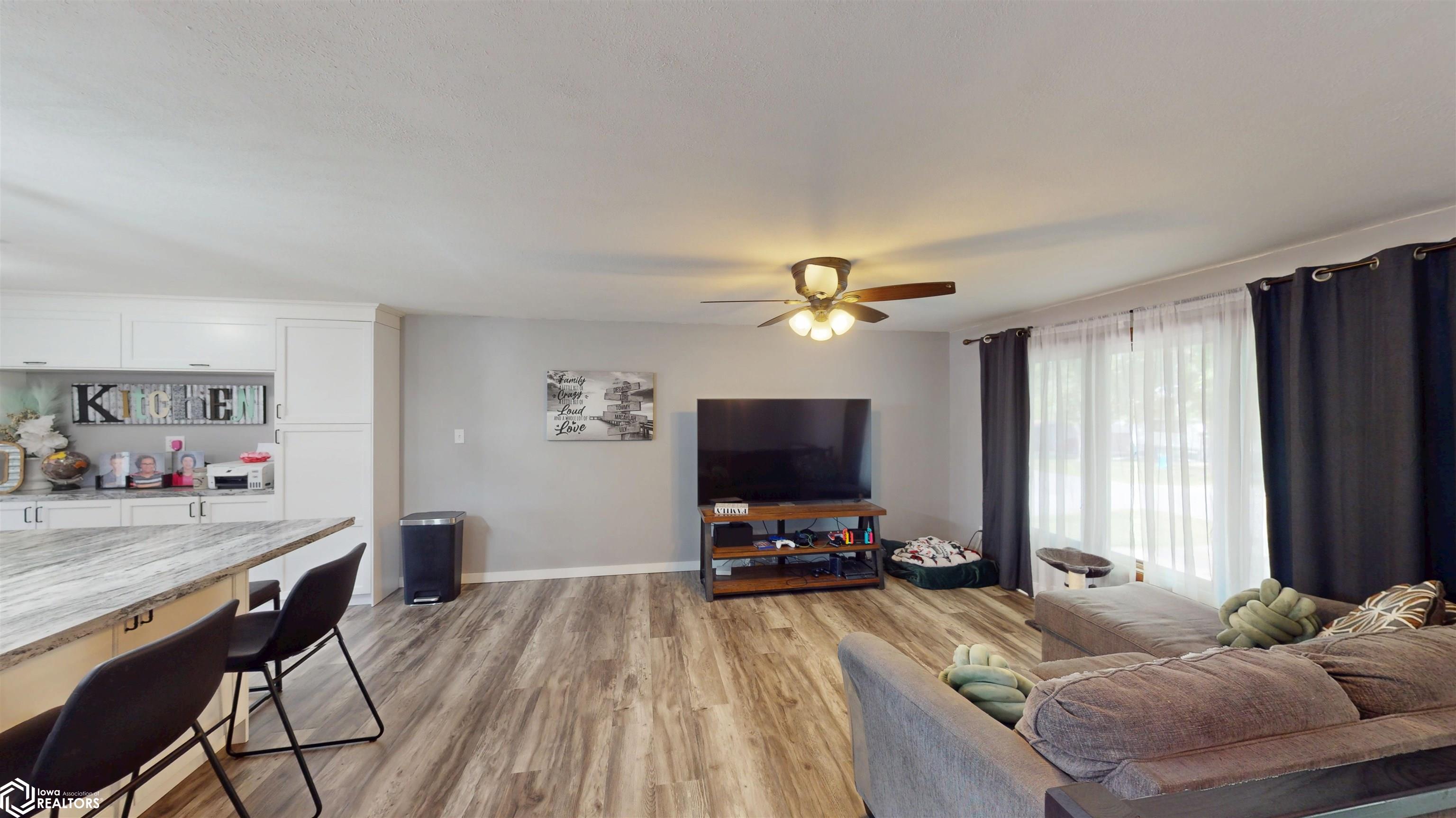 15 Circle Terrace, Manly, Iowa image 9