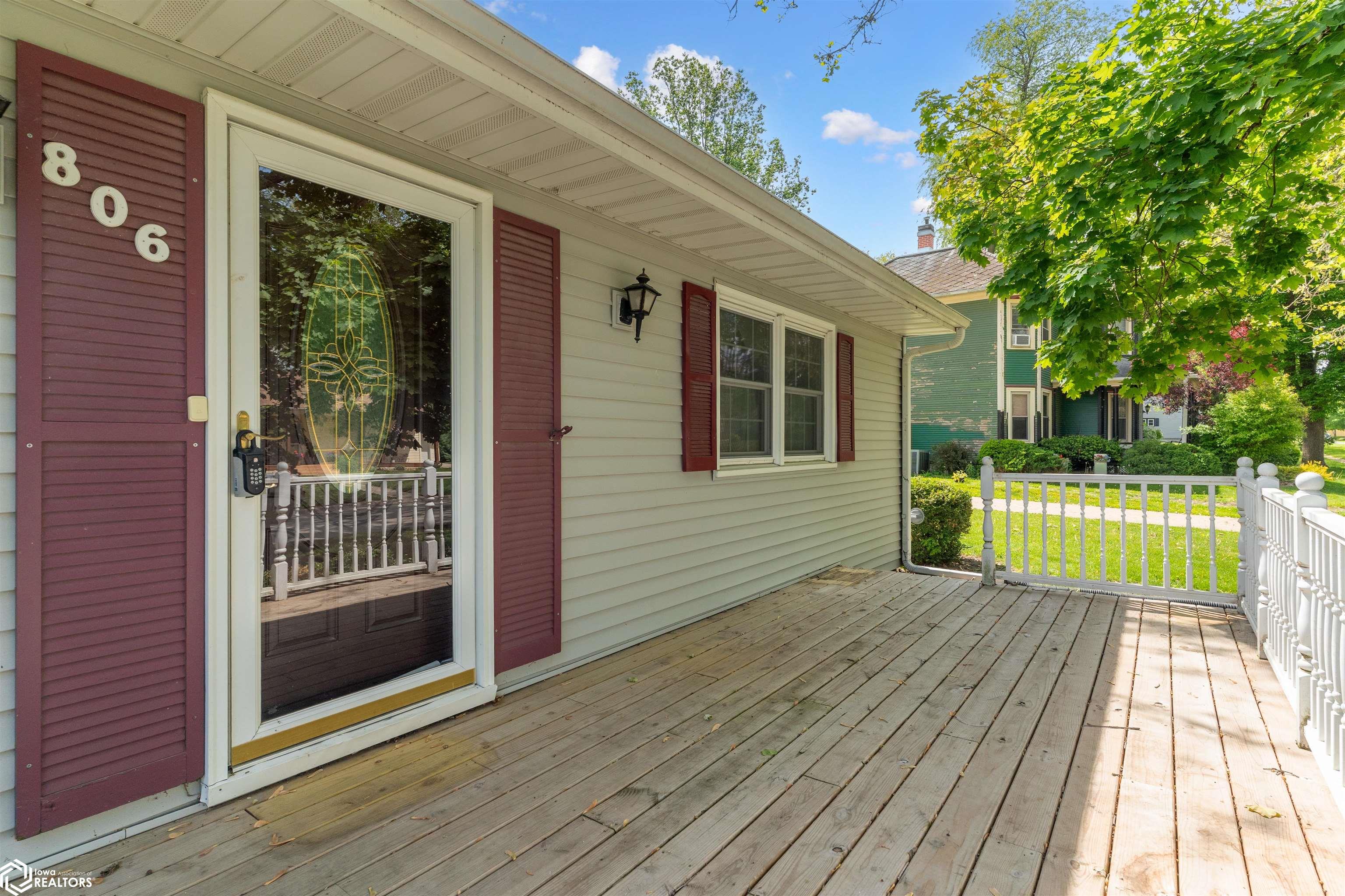 806 N Main St., Mount Pleasant, Iowa image 3