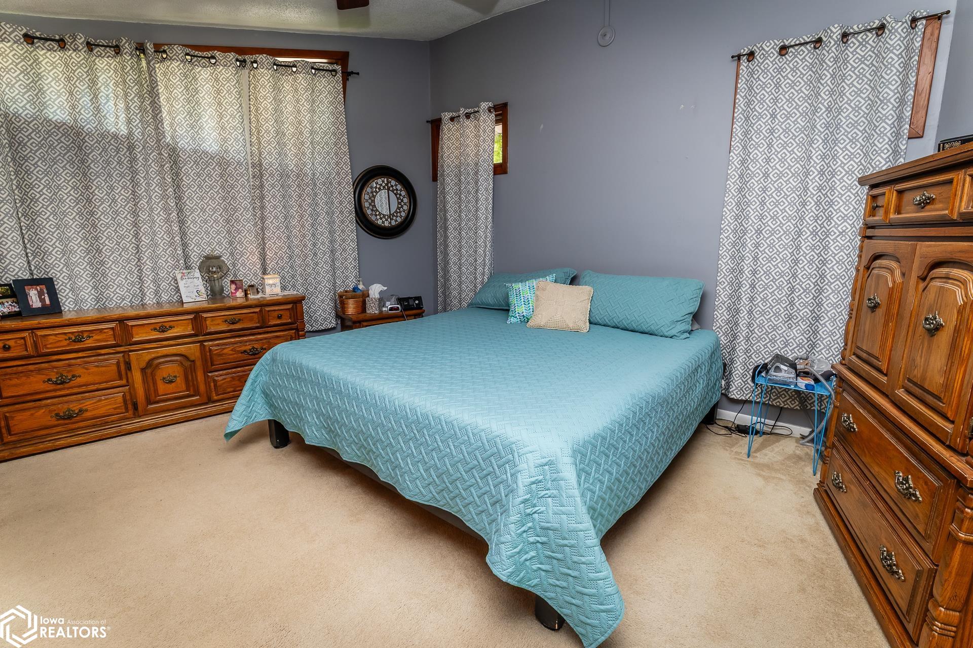 2142 Pine Bend Drive, Garwin, Iowa image 17
