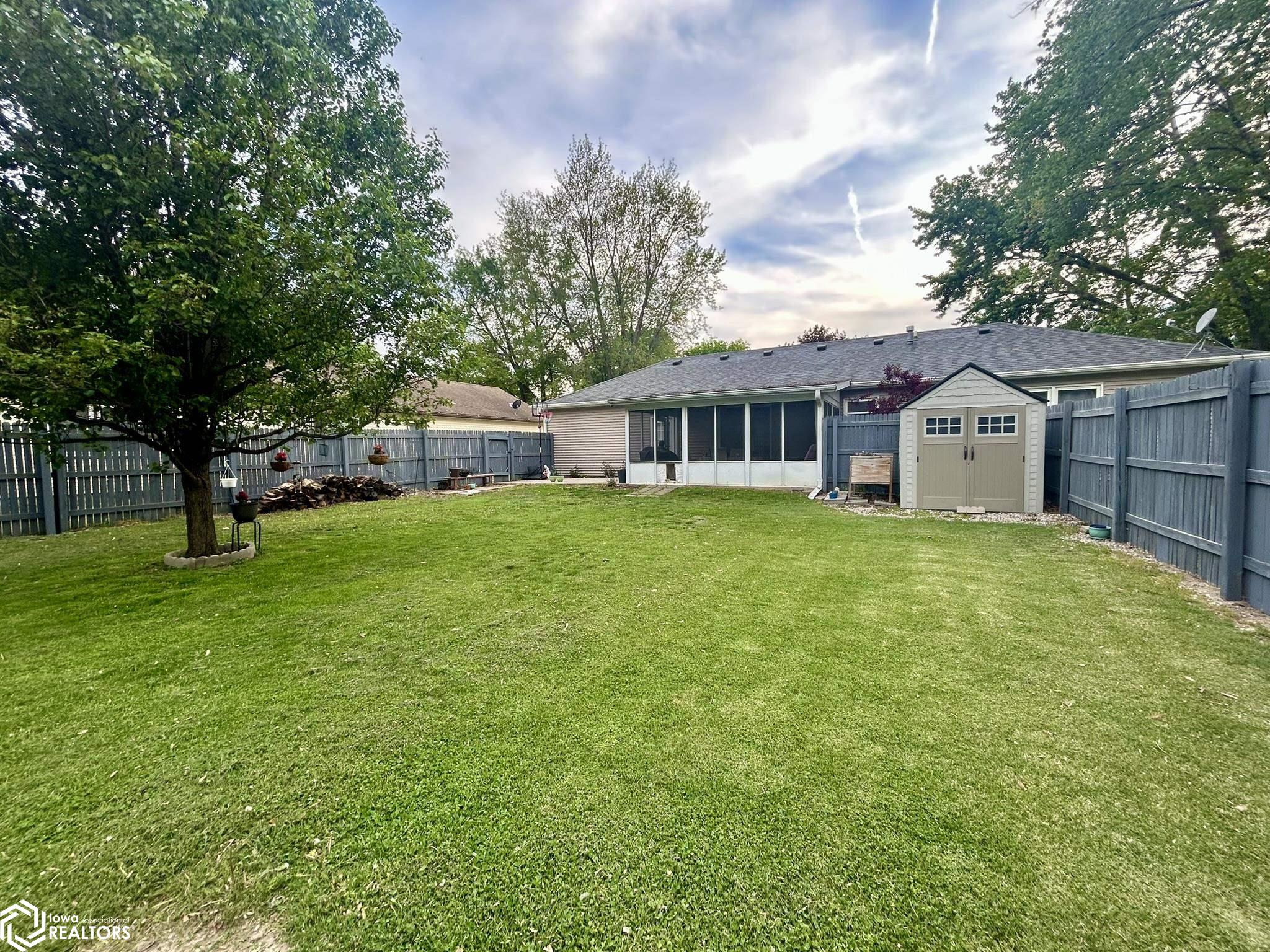 418 S 2nd Street, Wapello, Iowa image 27