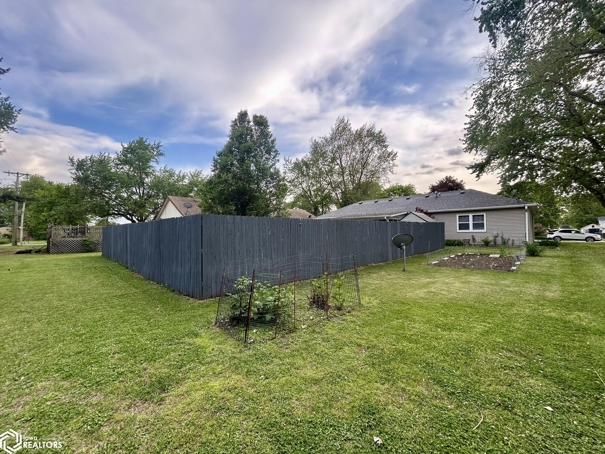 418 S 2nd Street, Wapello, Iowa image 4