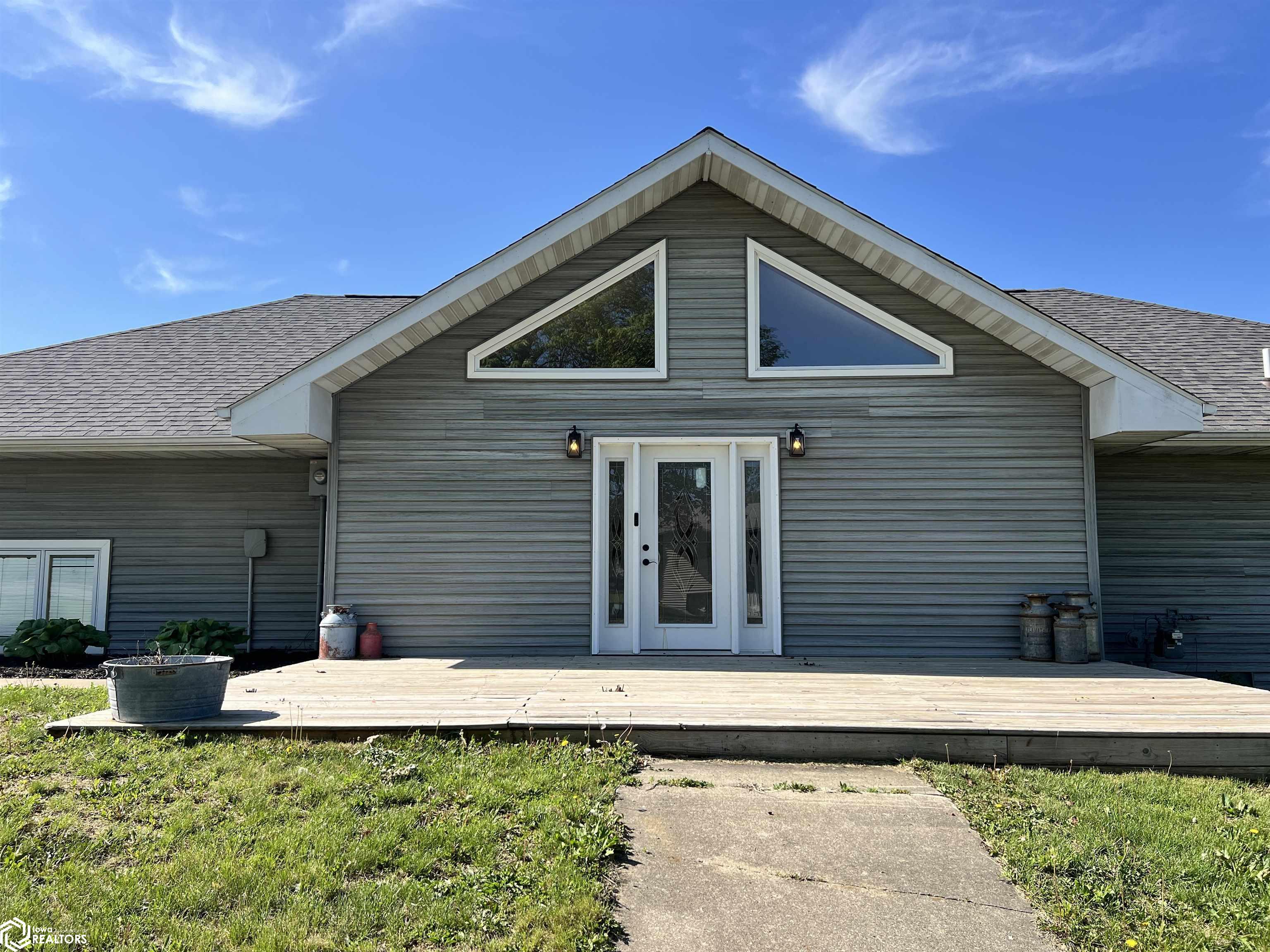 809 NE 7th Street, Leon, Iowa image 1