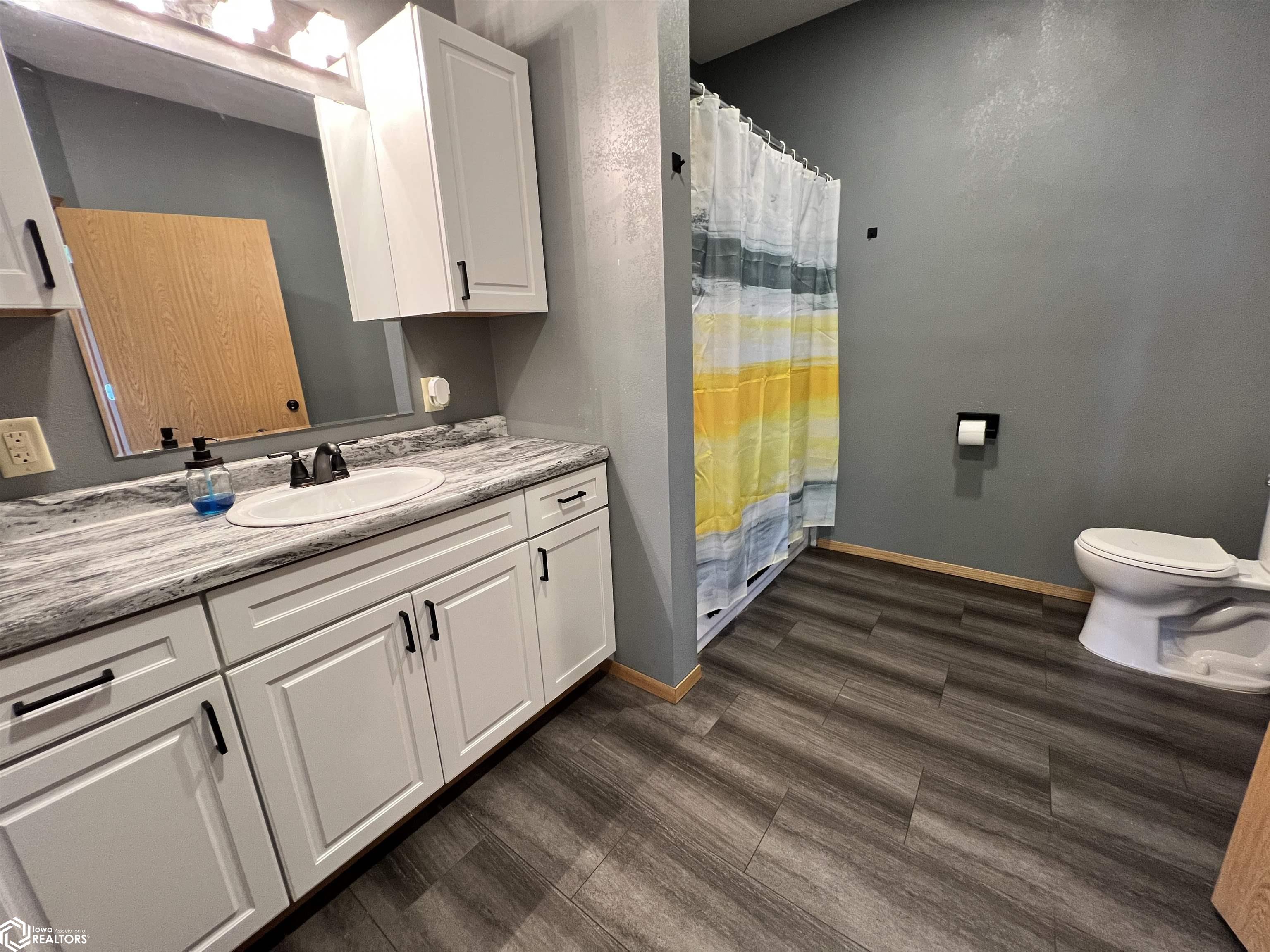 809 NE 7th Street, Leon, Iowa image 36