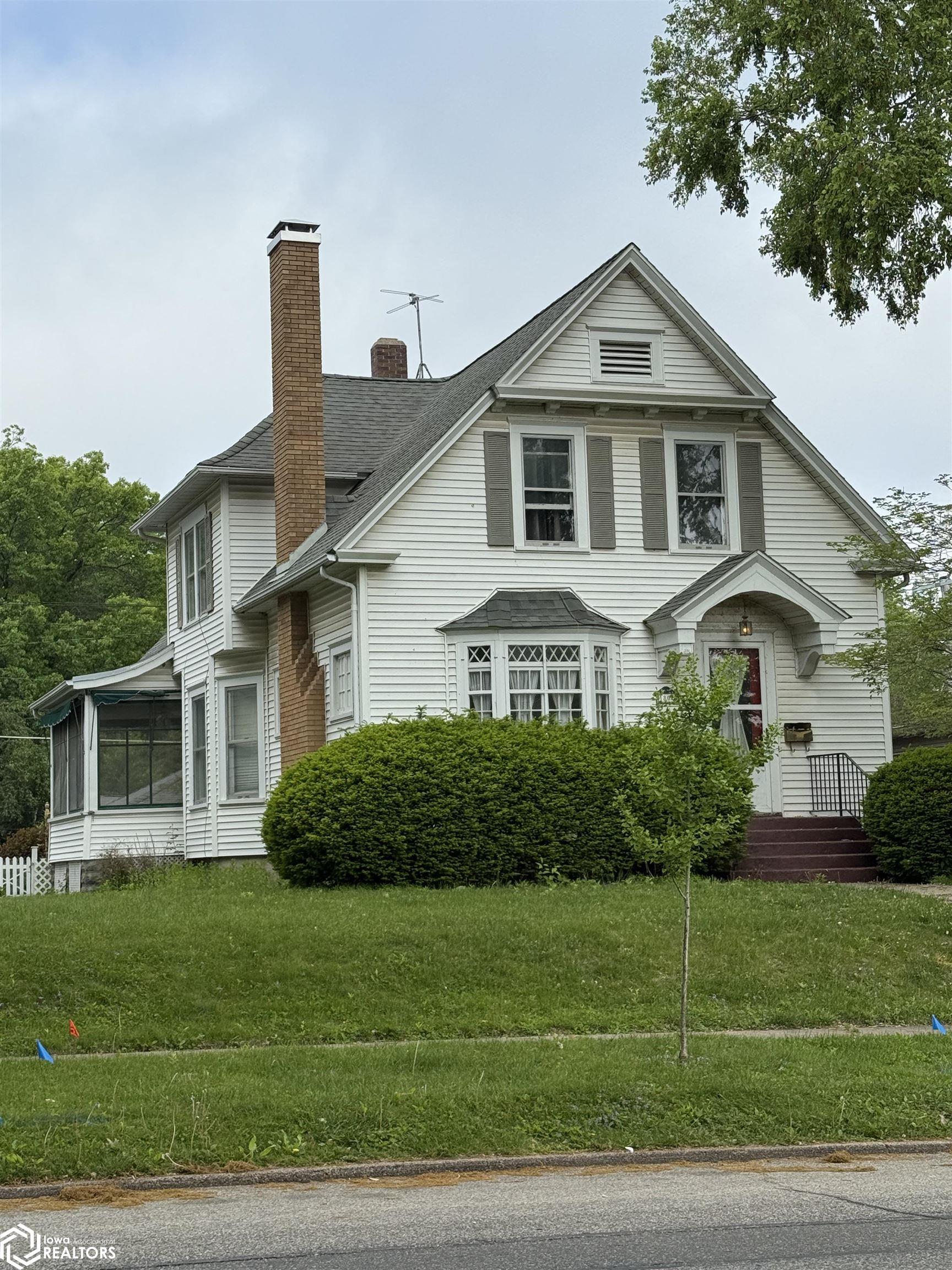 1807 S. Main Street, Burlington, Iowa image 1