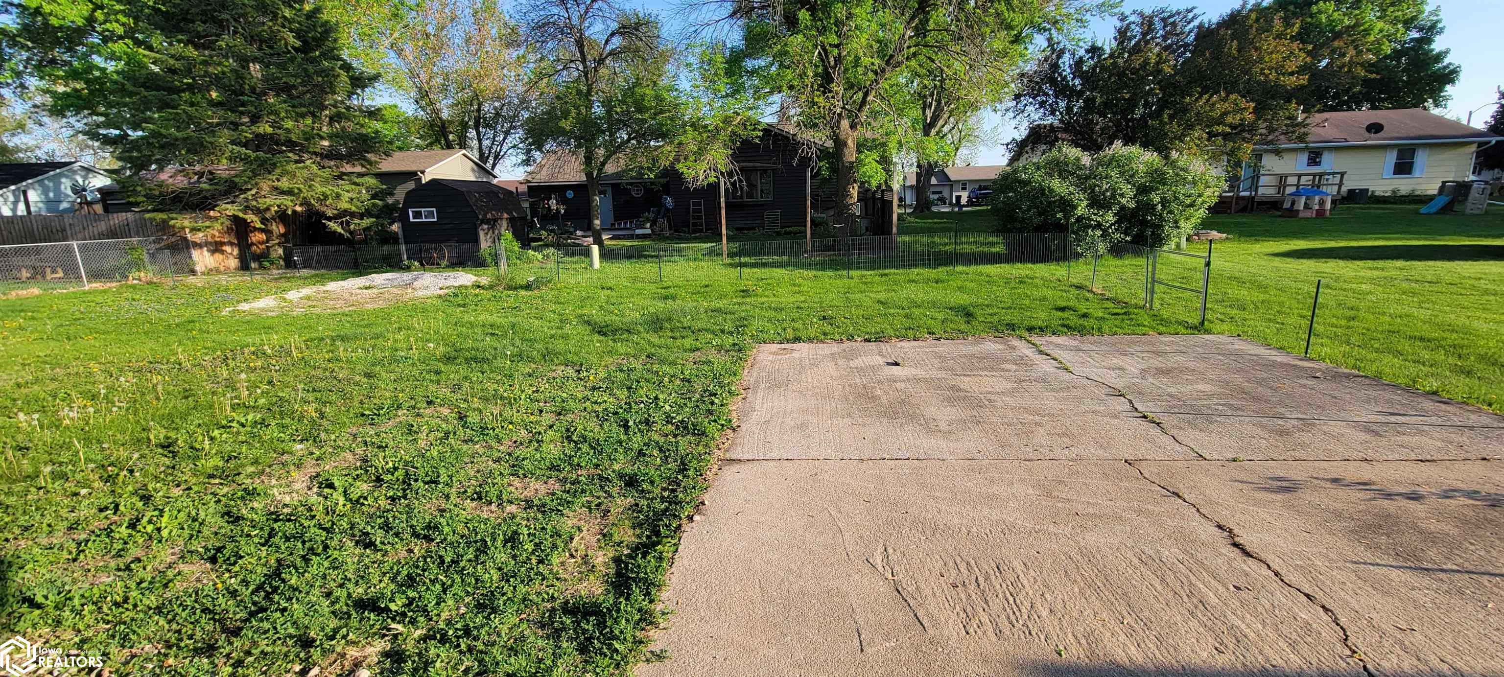 105 Briar Cove Road, Algona, Iowa image 4