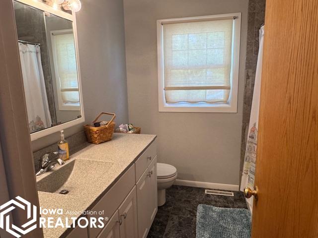 726 N 13th Street, Chariton, Iowa image 14