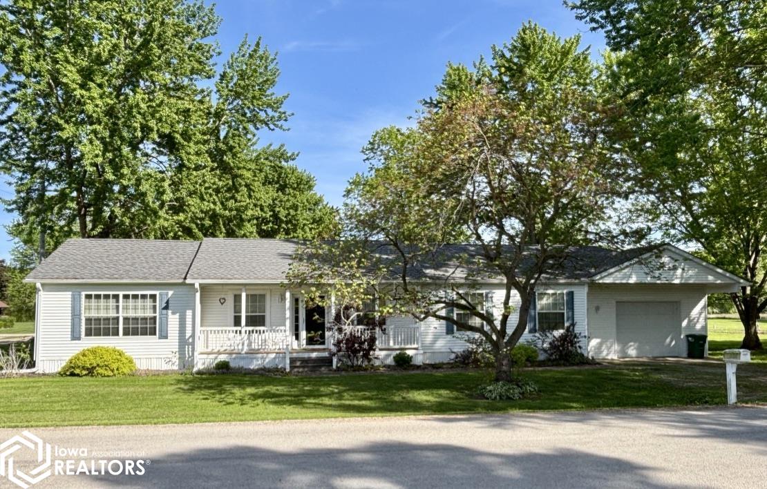 306 1st Street, Keosauqua, Iowa image 1