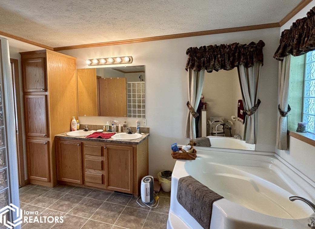 306 1st Street, Keosauqua, Iowa image 15