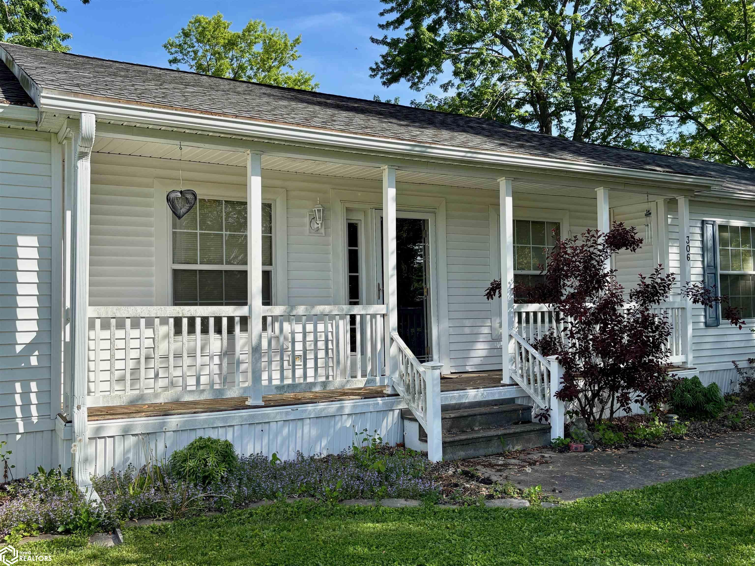 306 1st Street, Keosauqua, Iowa image 3