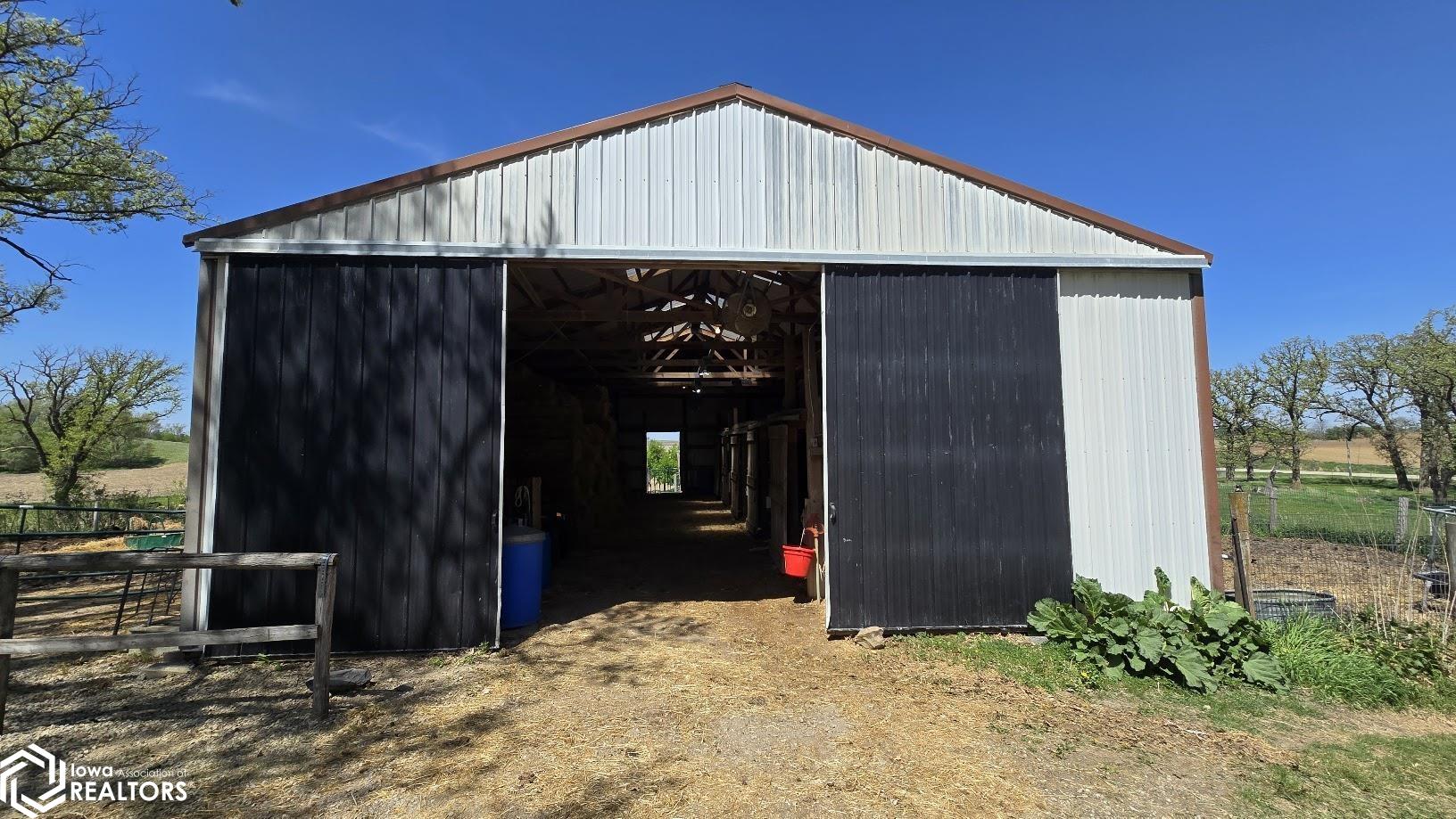 21952 420th Street, Lake Mills, Iowa image 3