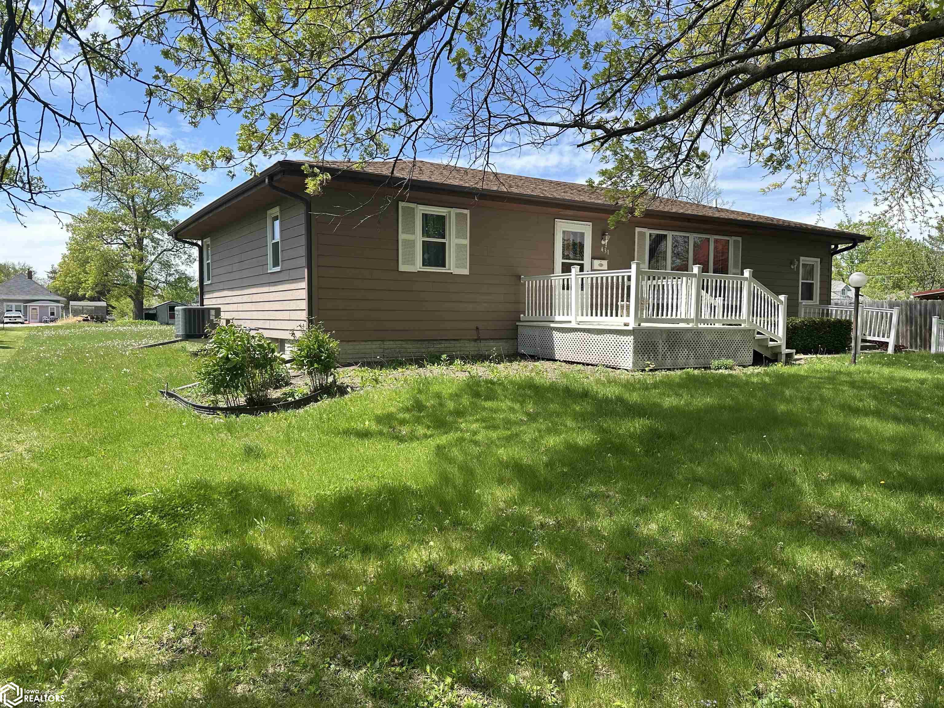 431 S 7th Street, Chariton, Iowa image 2