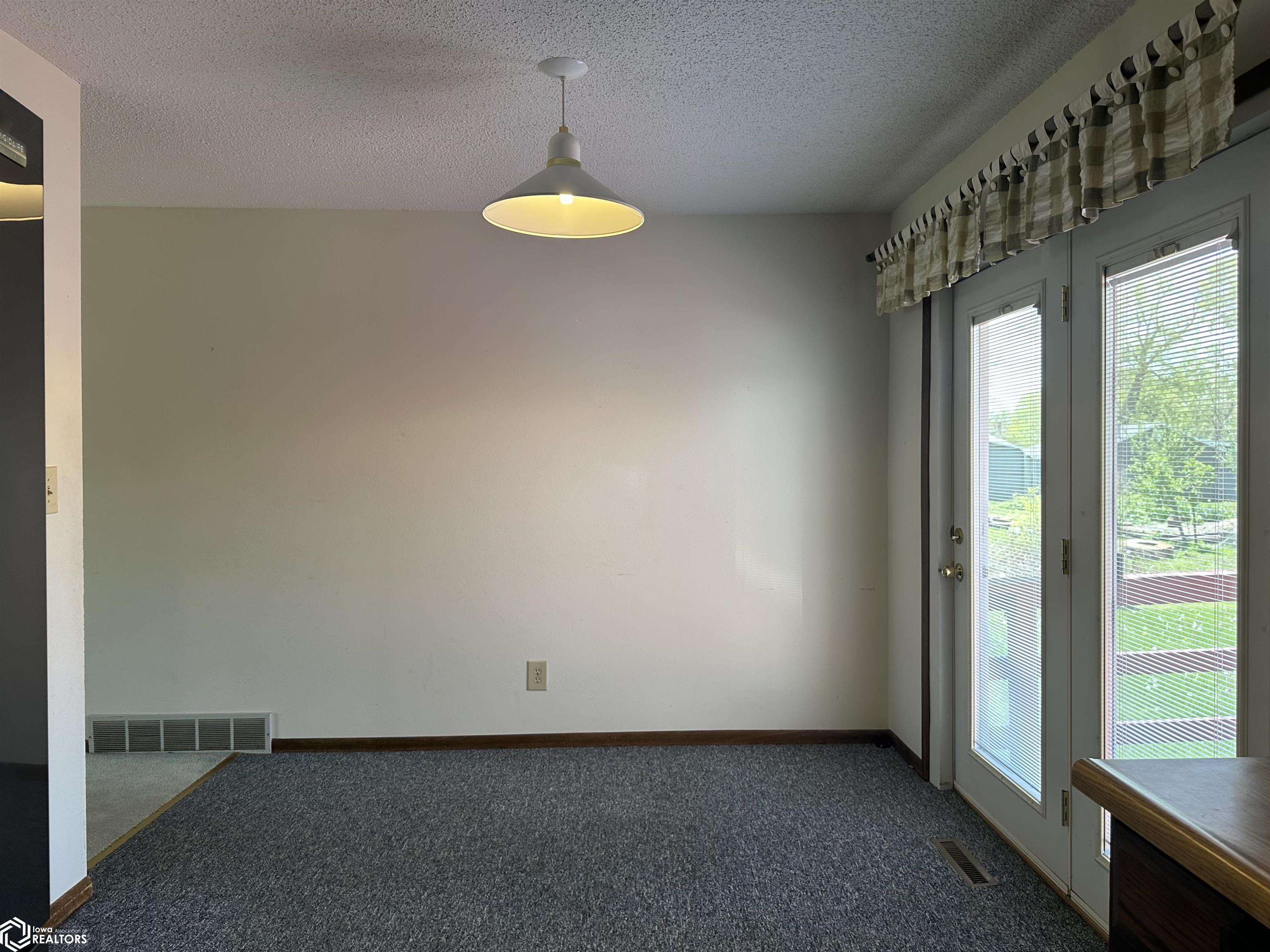 431 S 7th Street, Chariton, Iowa image 17