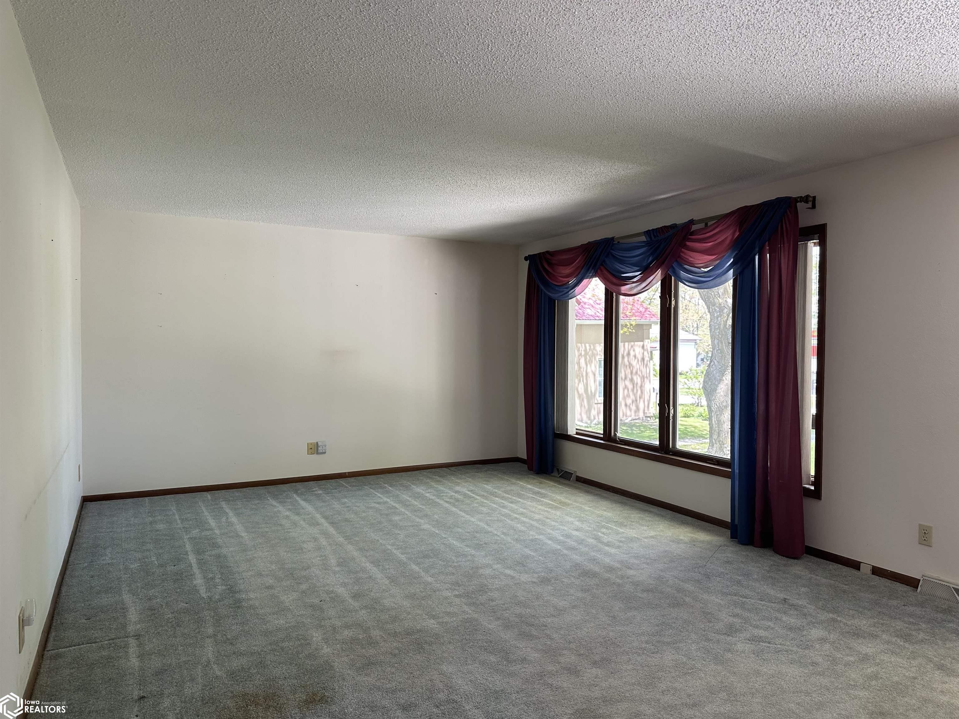 431 S 7th Street, Chariton, Iowa image 18